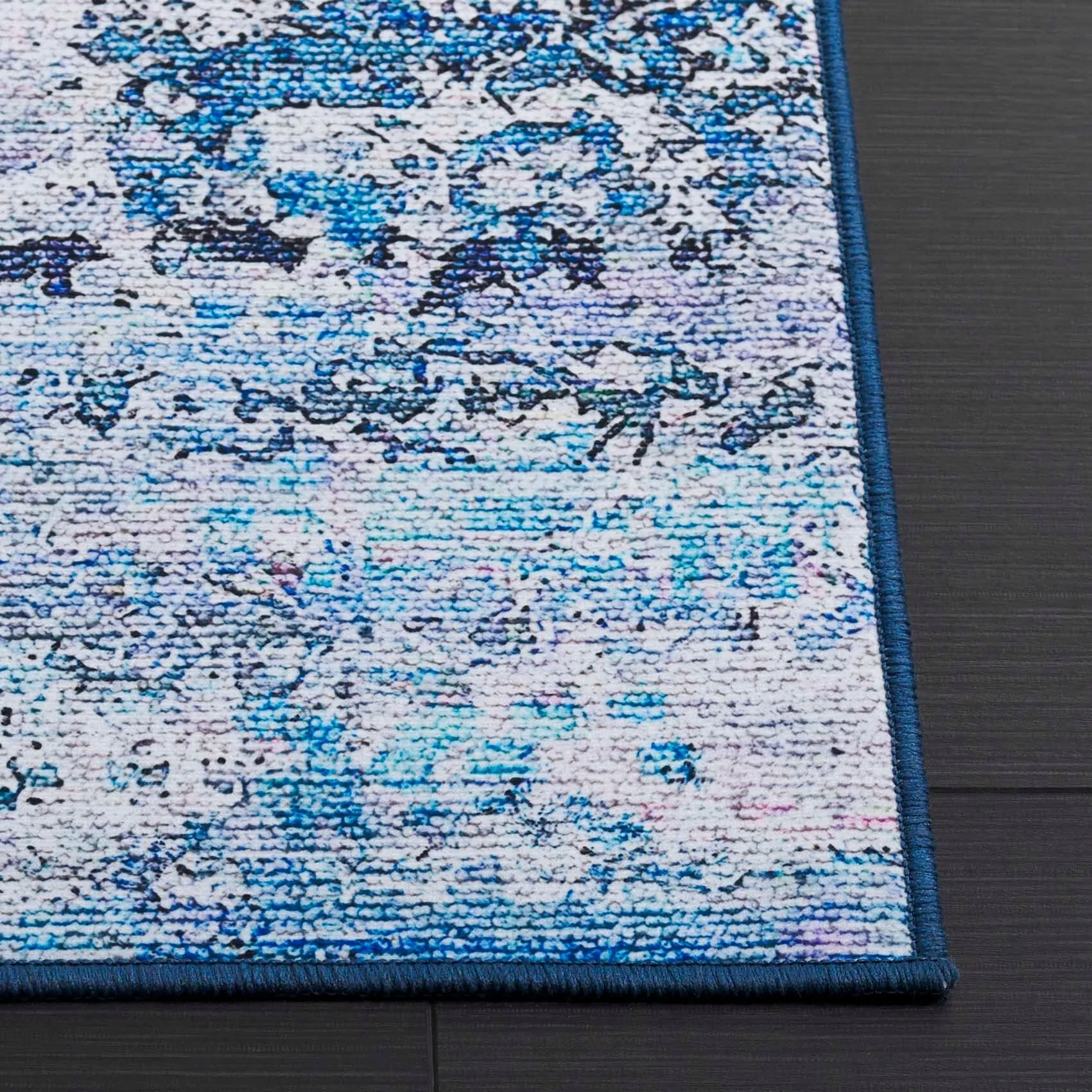 SAFAVIEH Tacoma Musema Machine Washable Slip Resistant Modern Rug