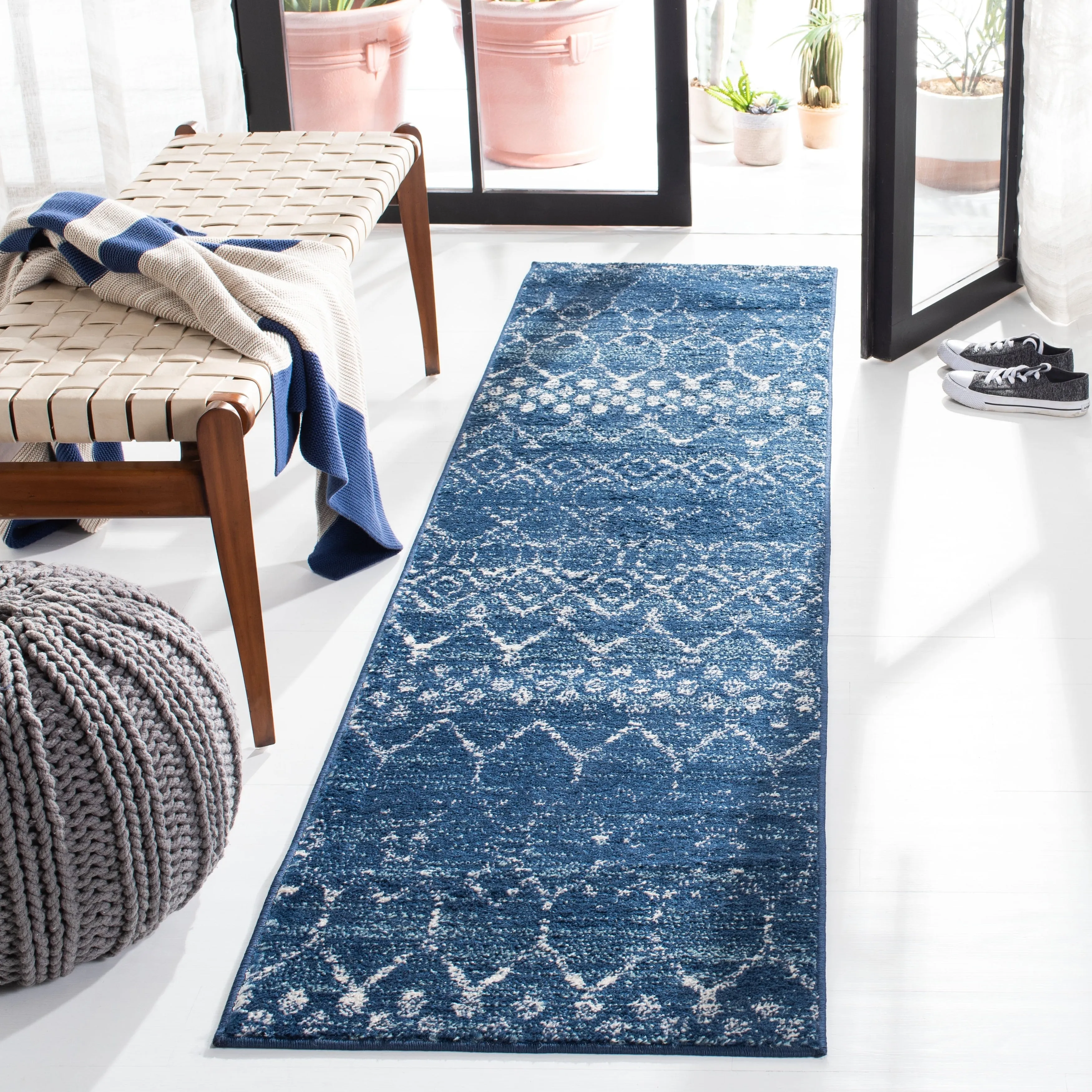 SAFAVIEH Tulum Avis Moroccan Boho Rug