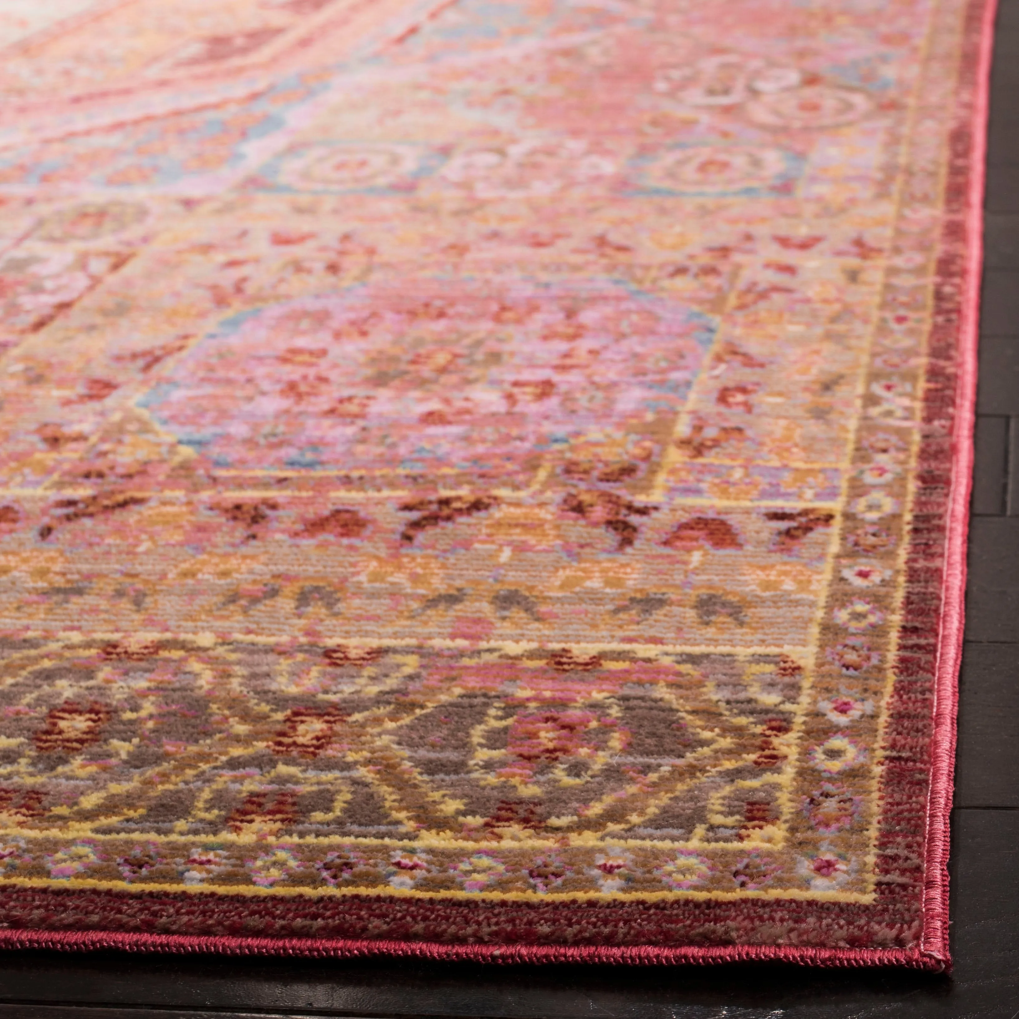 SAFAVIEH Valencia Liza Boho Oriental Distressed Rug