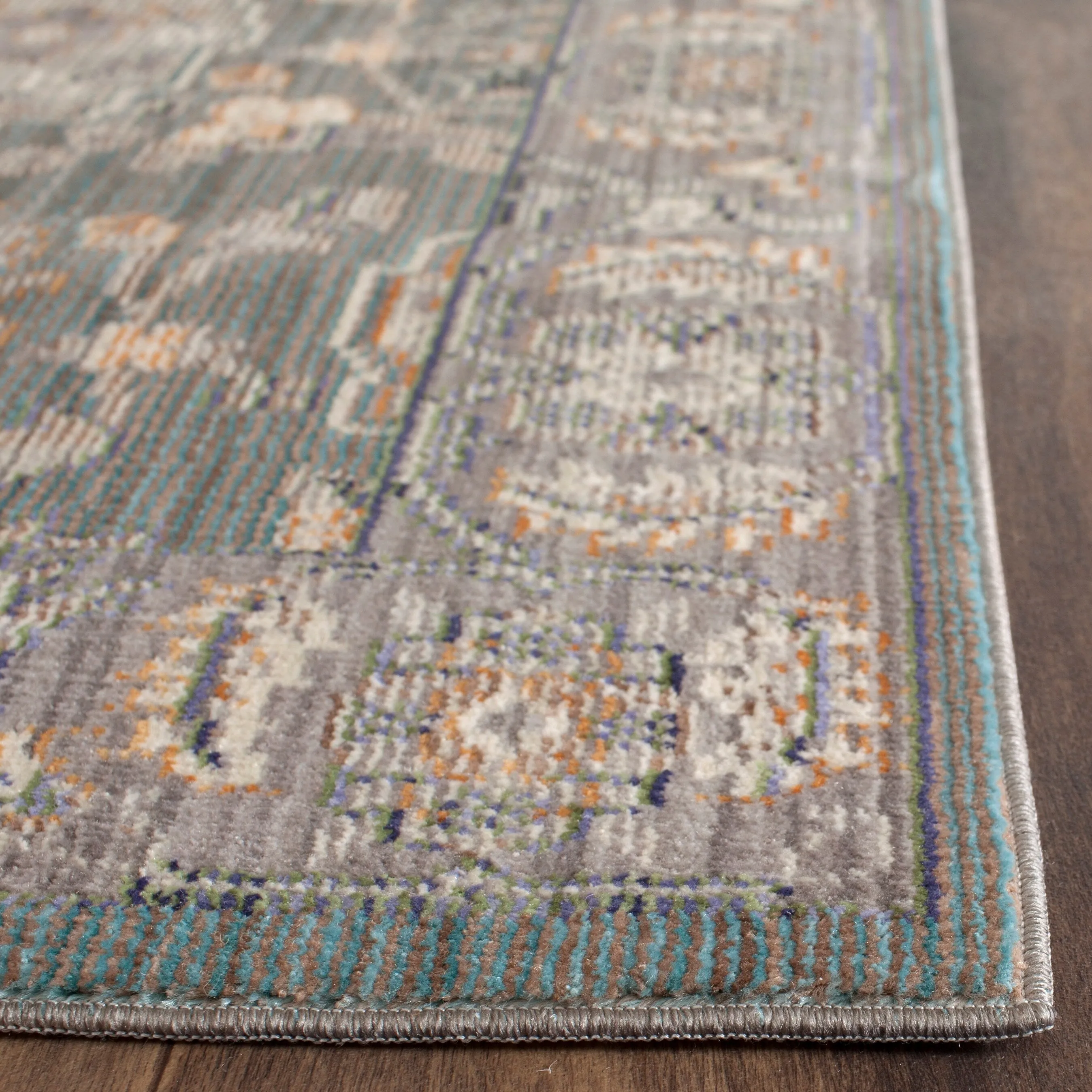 SAFAVIEH Valencia Shaked Distressed Vintage Boho Oriental Polyester Rug