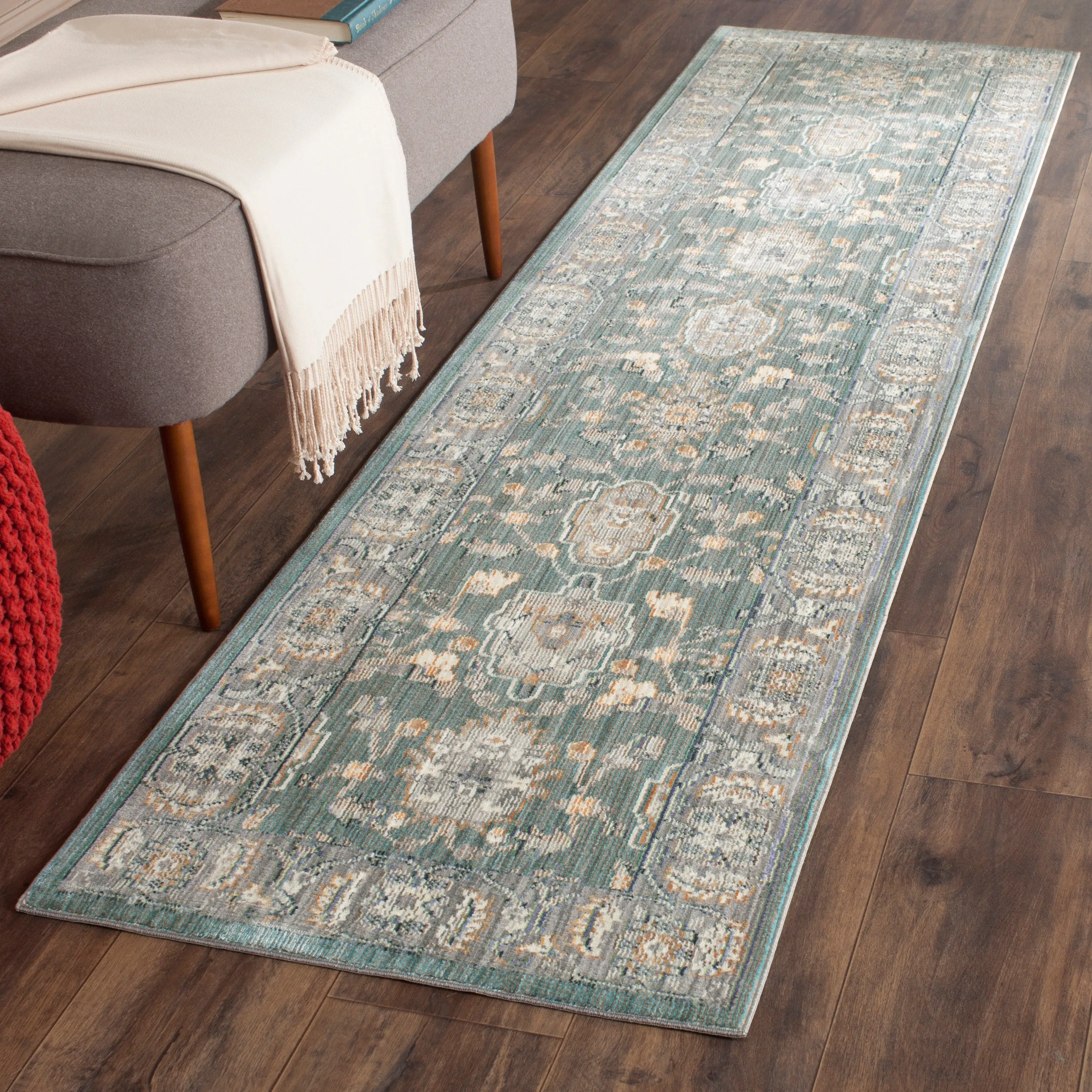 SAFAVIEH Valencia Shaked Distressed Vintage Boho Oriental Polyester Rug