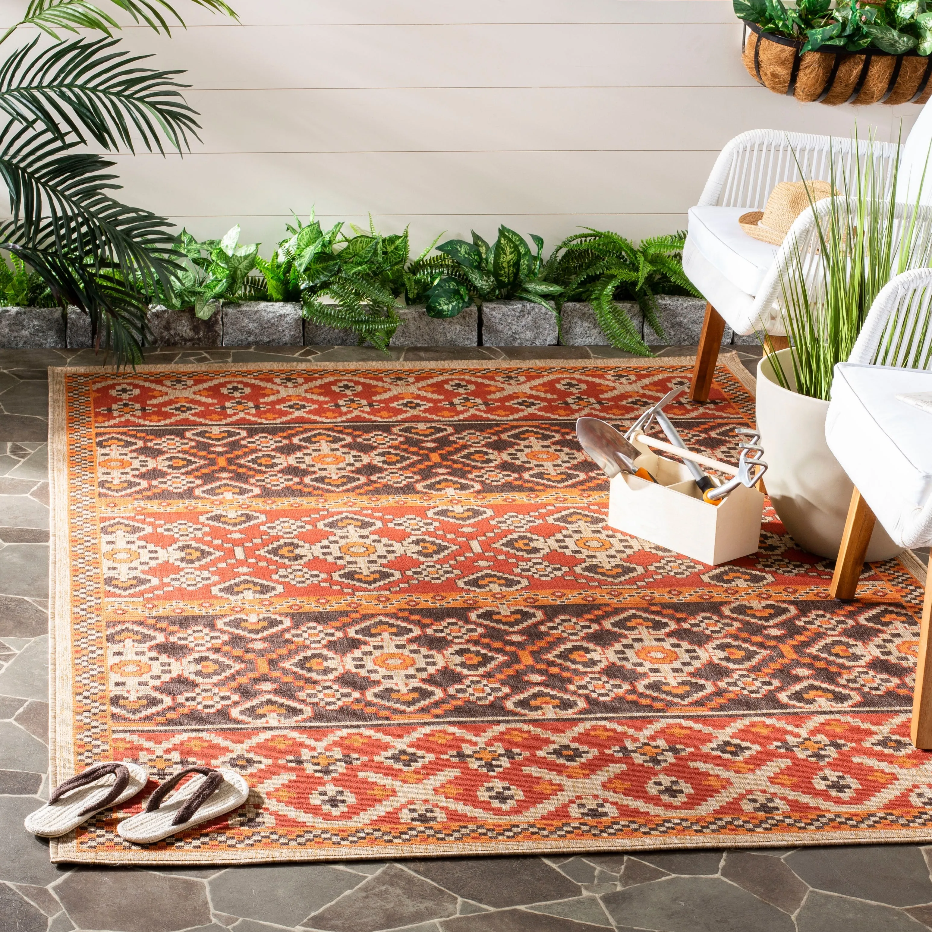 SAFAVIEH Veranda Anneruth Indoor/ Outdoor Waterproof Patio Backyard Rug