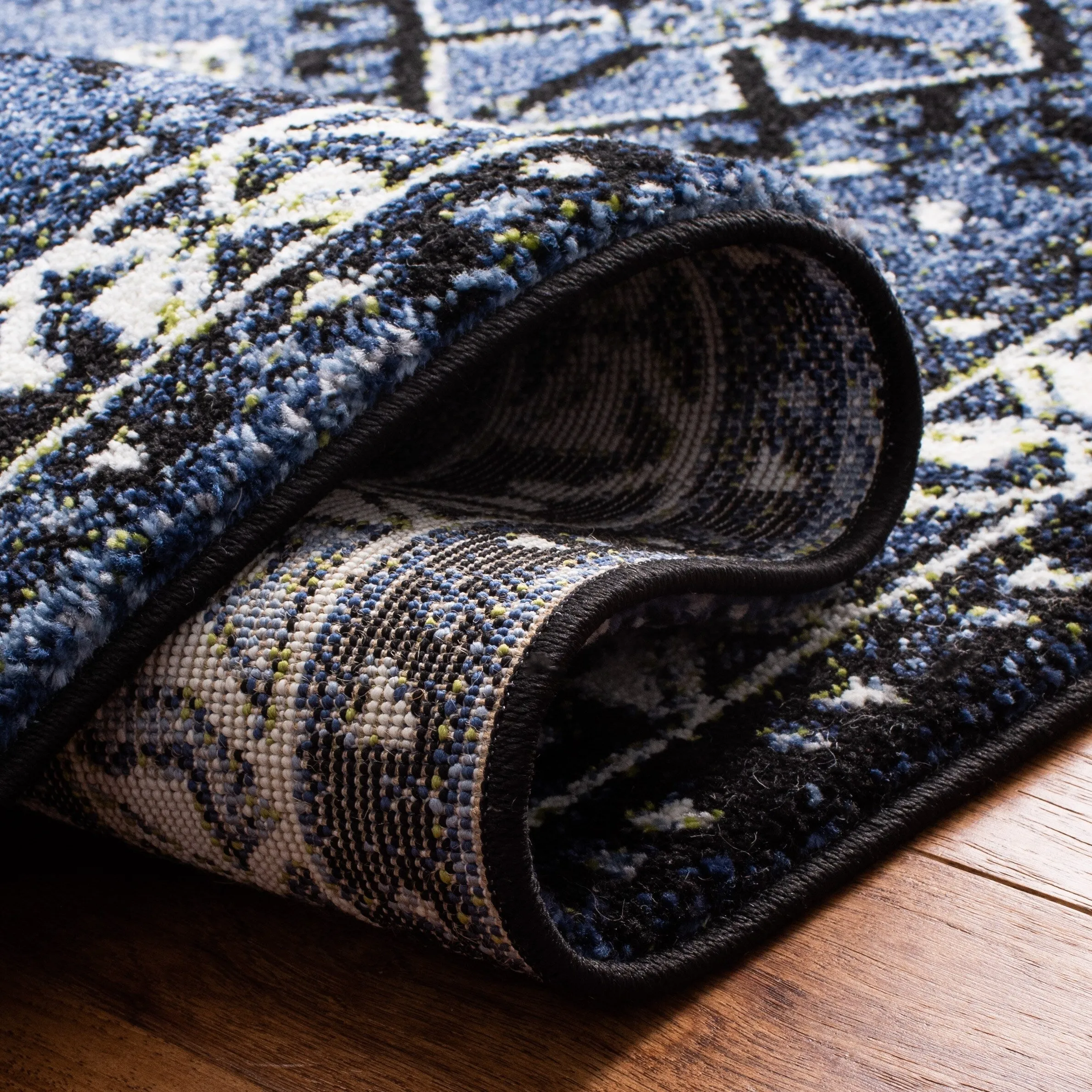 SAFAVIEH Vintage Hamadan Graine Traditional Rug