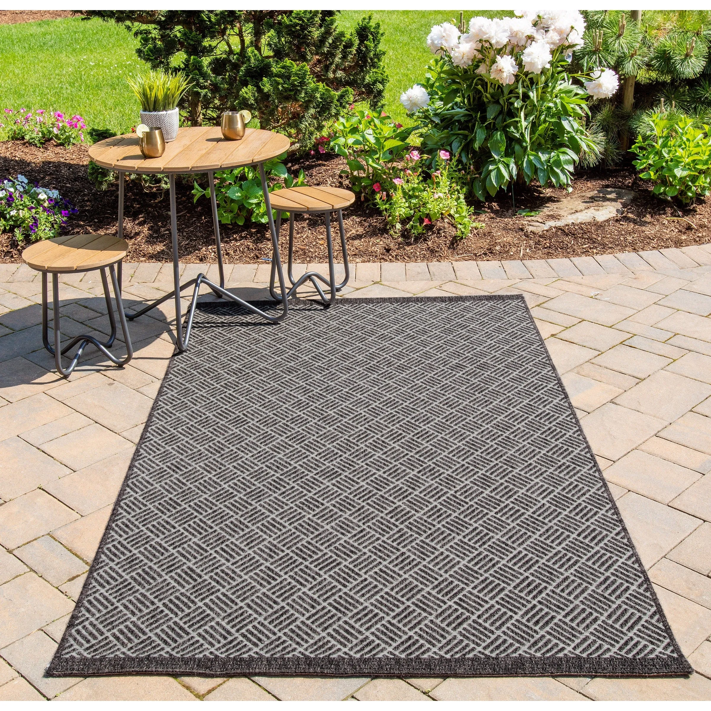 Skyline Decor Charcoal Como Rugs in Rectangle Shape - 7' X 10'