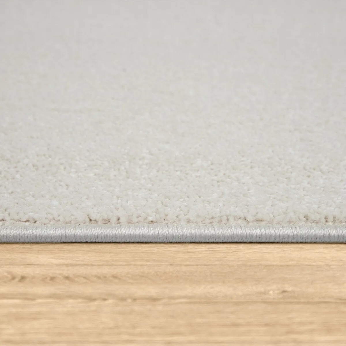 Solid Low-Pile Rug for Living Room in Plain Colors