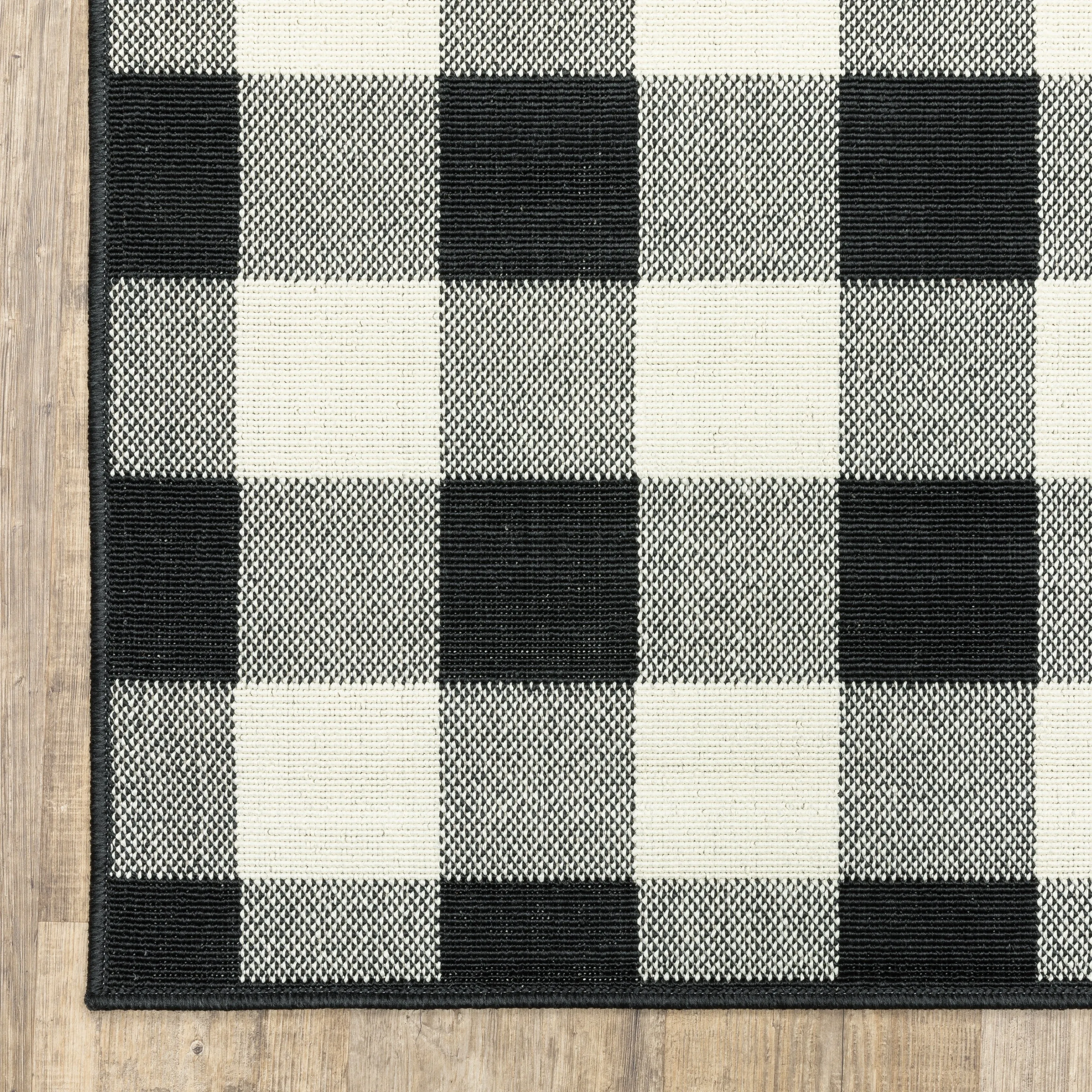 Style Haven Gingham Check Indoor/Outdoor Area Rug..