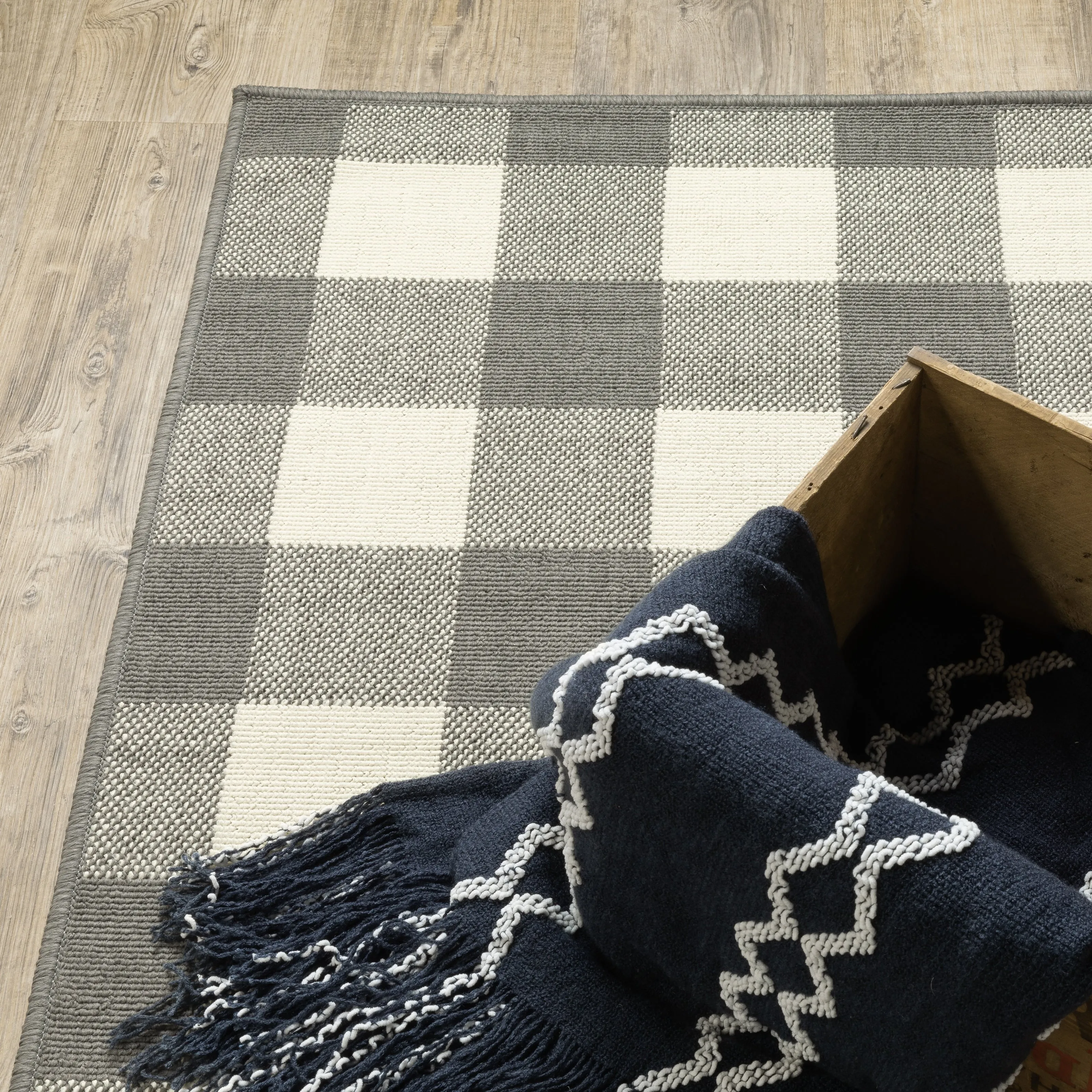 Style Haven Gingham Check Indoor/Outdoor Area Rug..