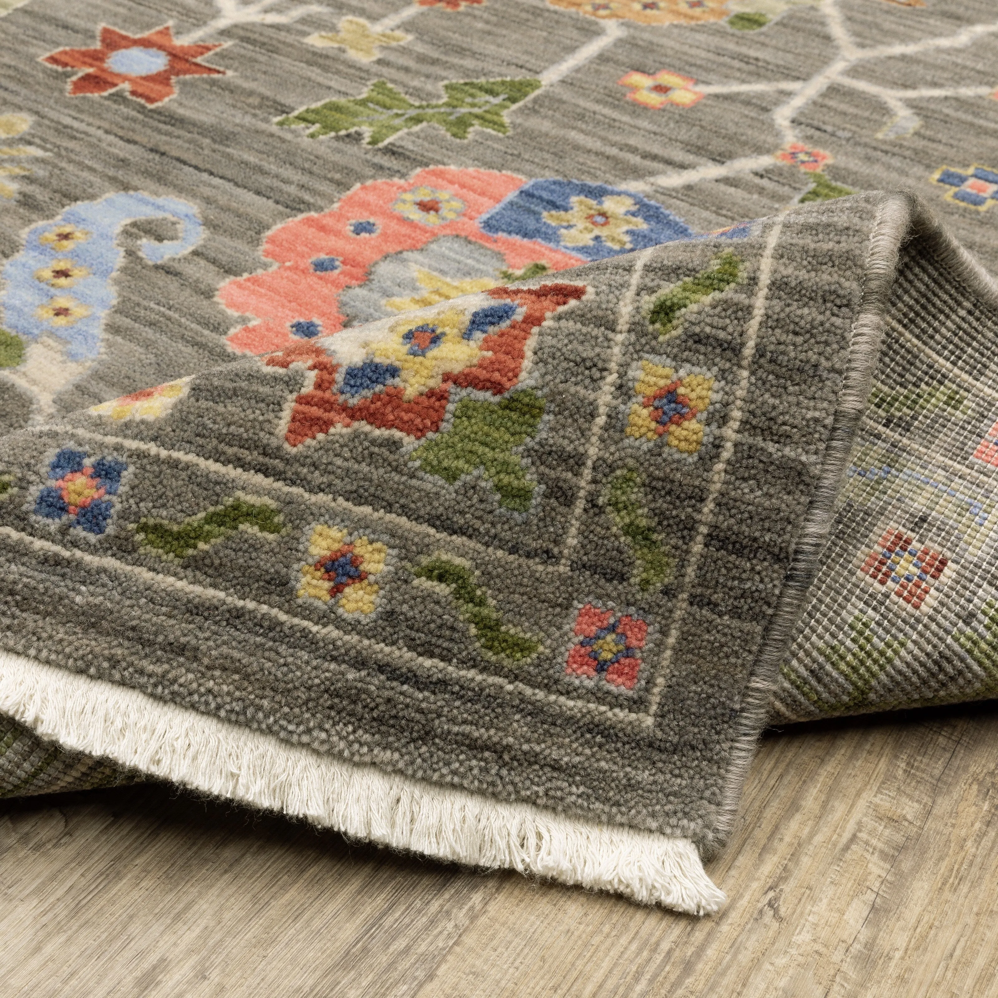 Style Haven Lawson Traditional Bordered Wool Fringe Edge Area Rug