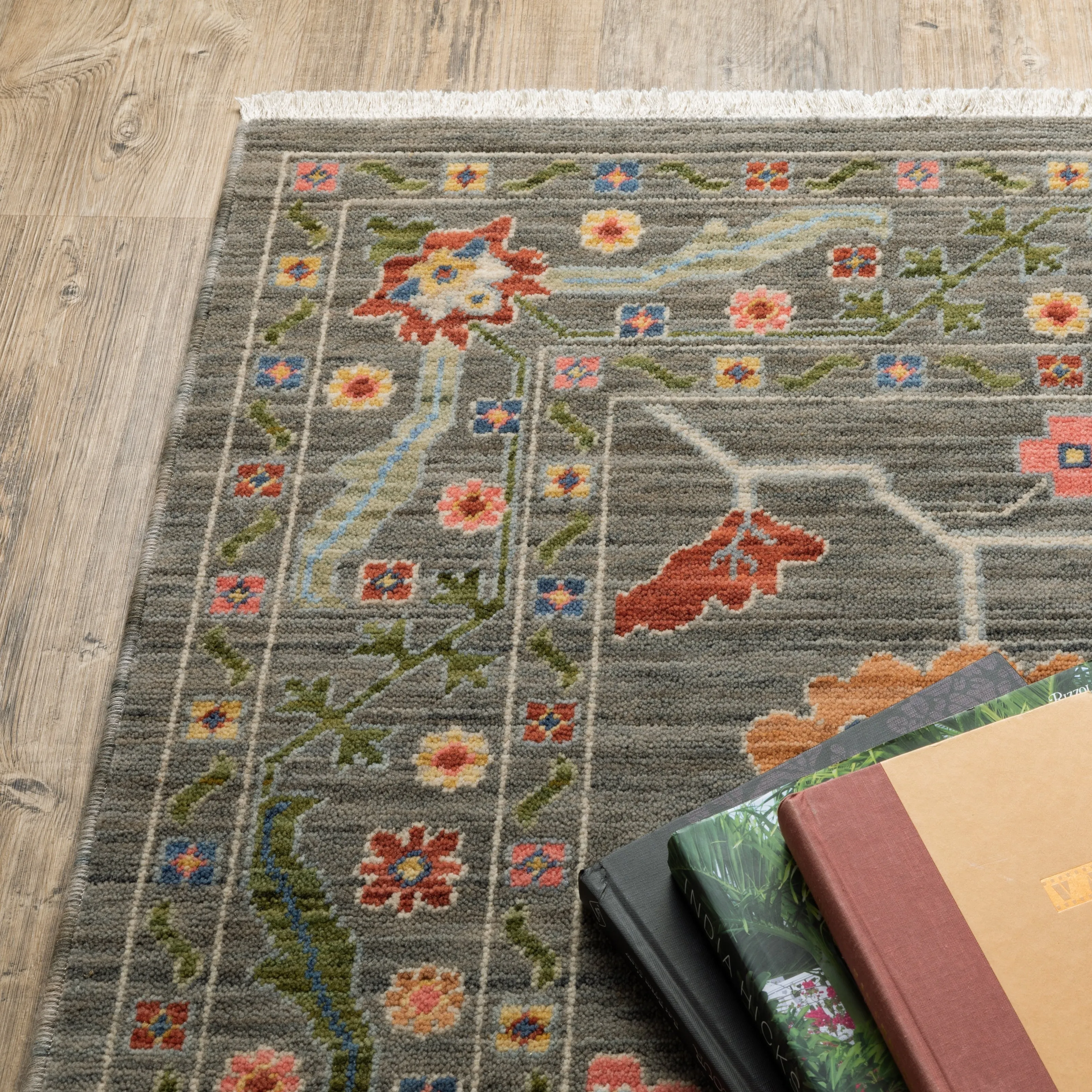 Style Haven Lawson Traditional Bordered Wool Fringe Edge Area Rug