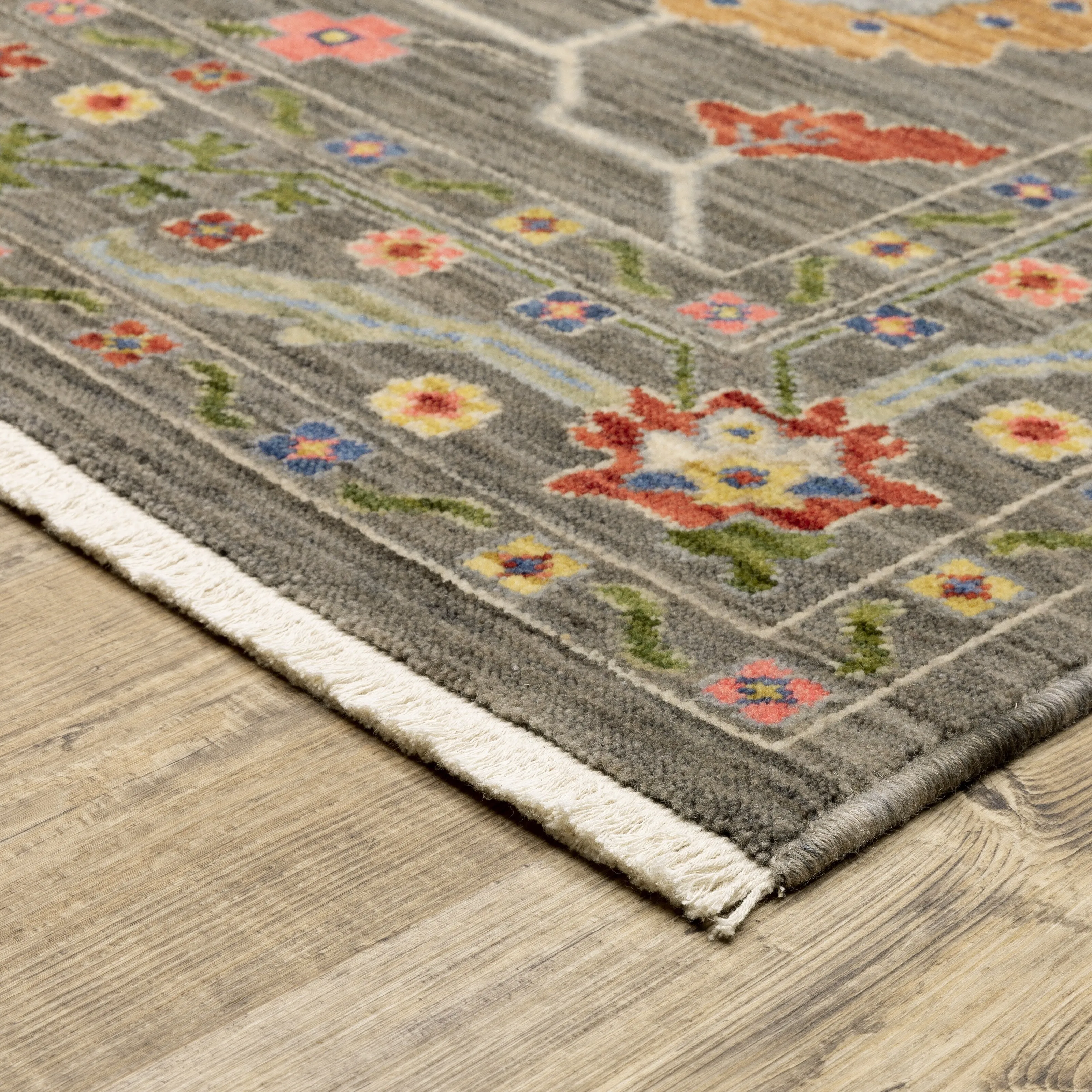 Style Haven Lawson Traditional Bordered Wool Fringe Edge Area Rug