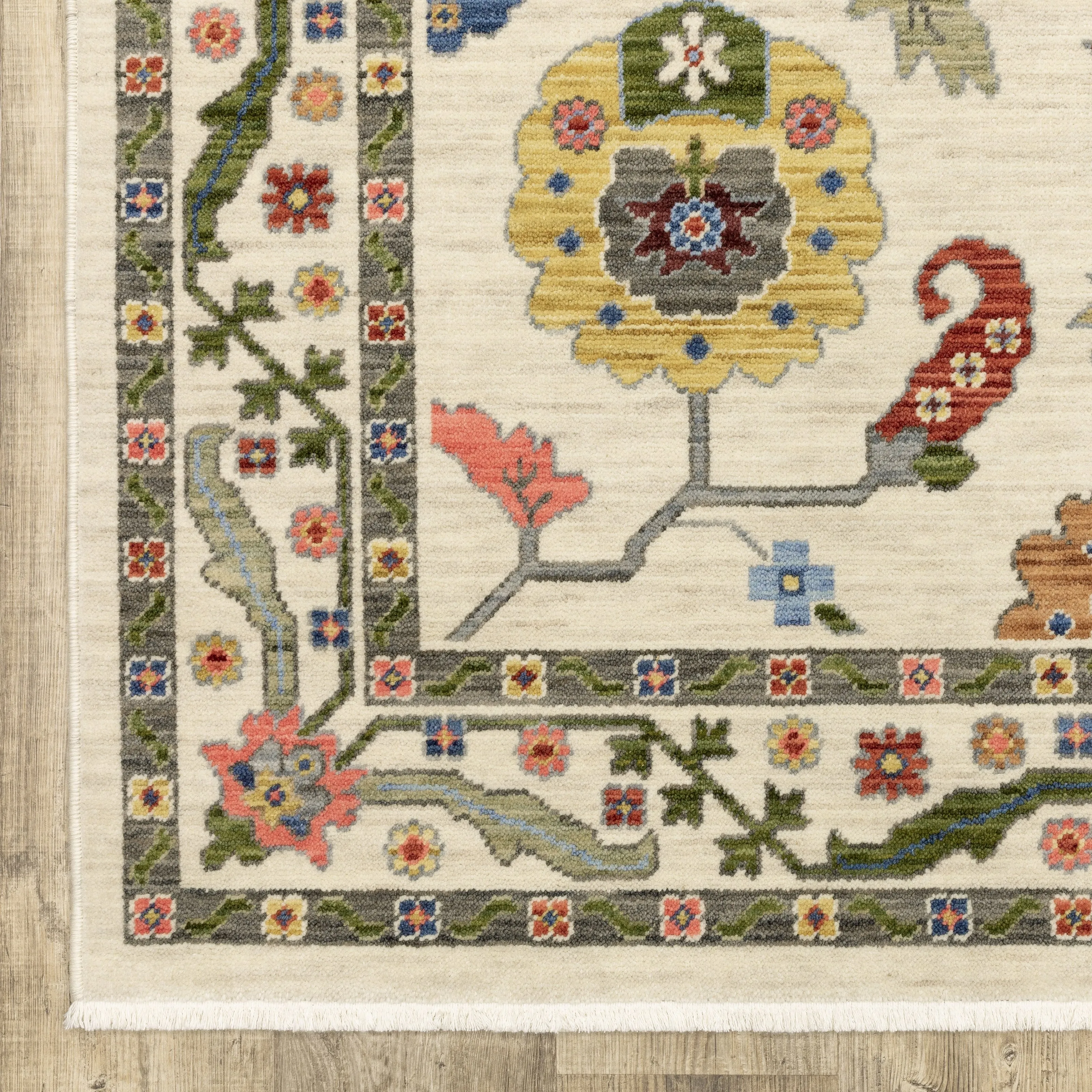 Style Haven Lawson Traditional Bordered Wool Fringe Edge Area Rug