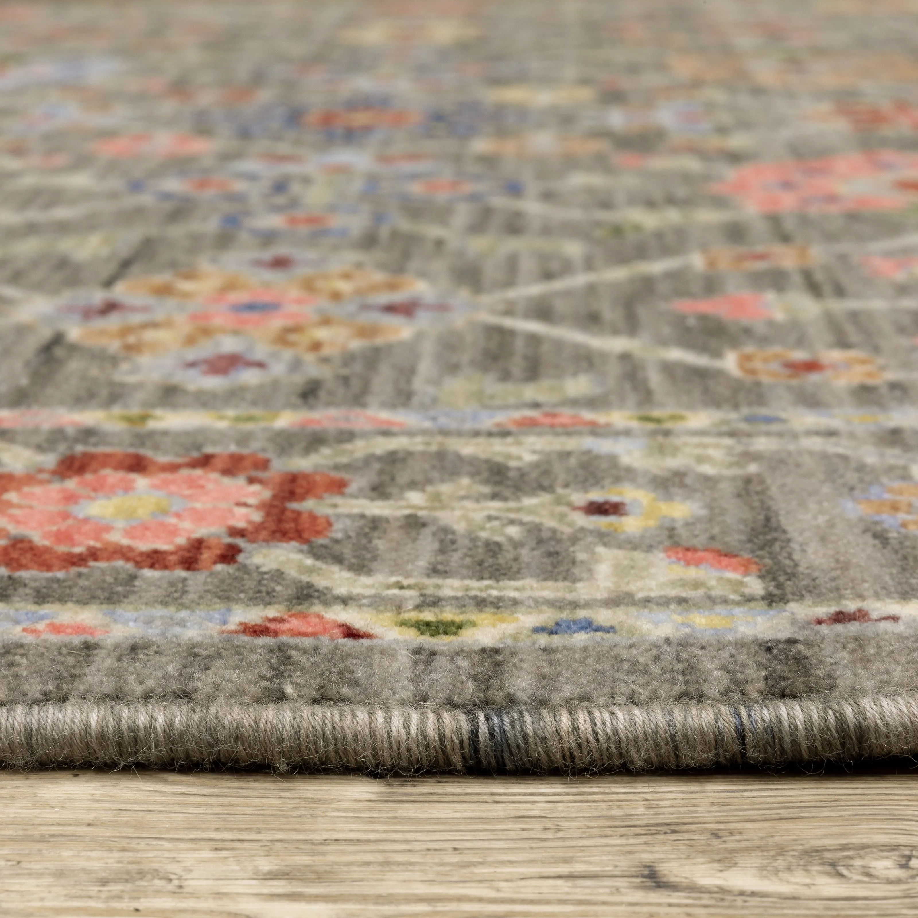 Style Haven Lawson Traditional Floral Wool Fringe Edge Area Rug