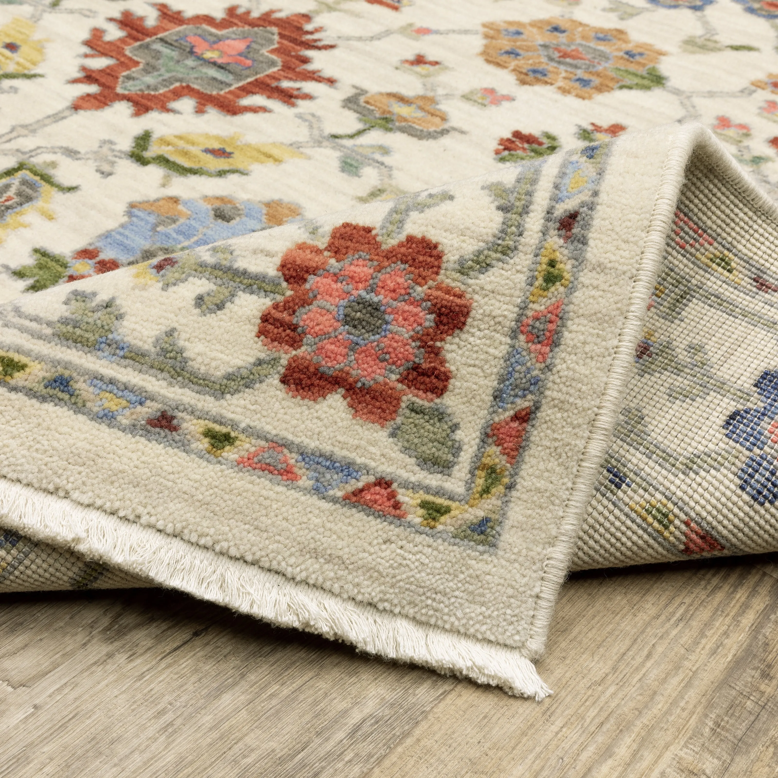 Style Haven Lawson Traditional Floral Wool Fringe Edge Area Rug