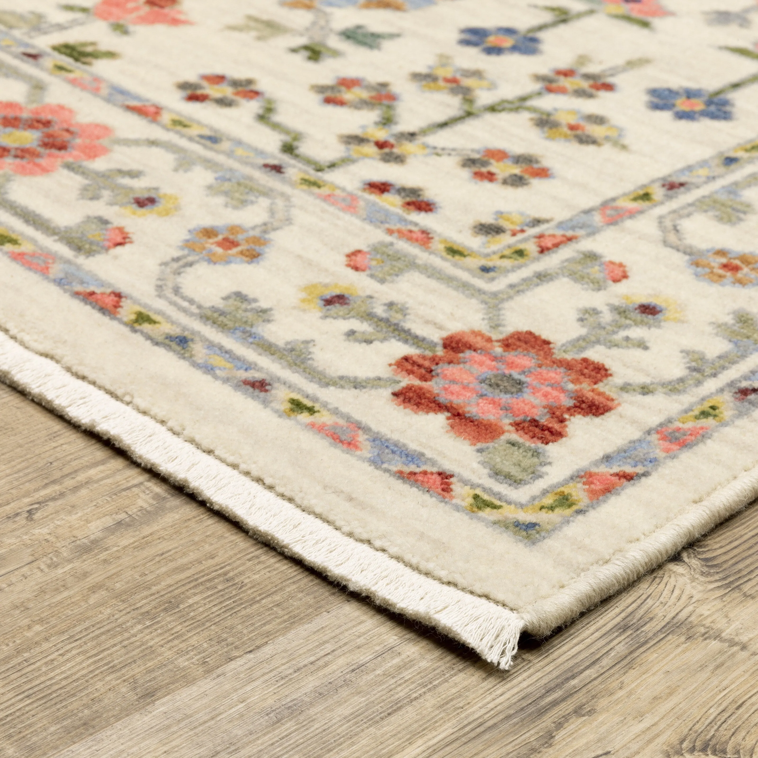 Style Haven Lawson Traditional Floral Wool Fringe Edge Area Rug