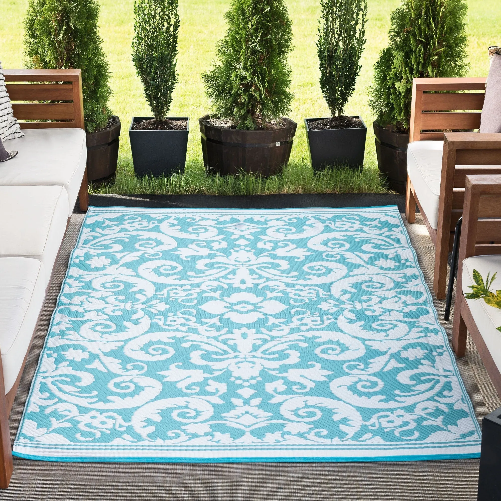 Sundown Beach Floral Indoor/Outdoor Area Rug