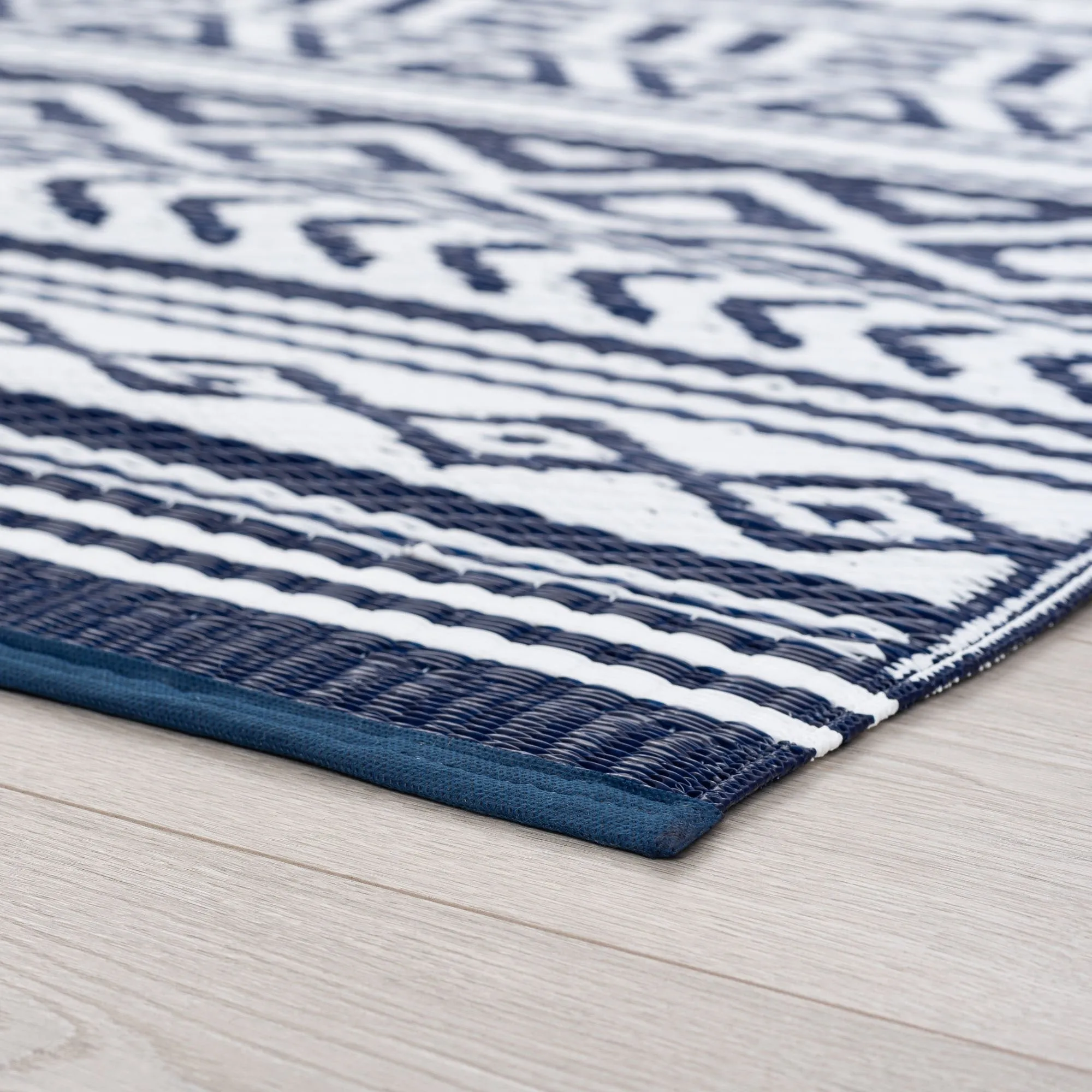 Sundown Beach Stripe Indoor/Outdoor Area Rug