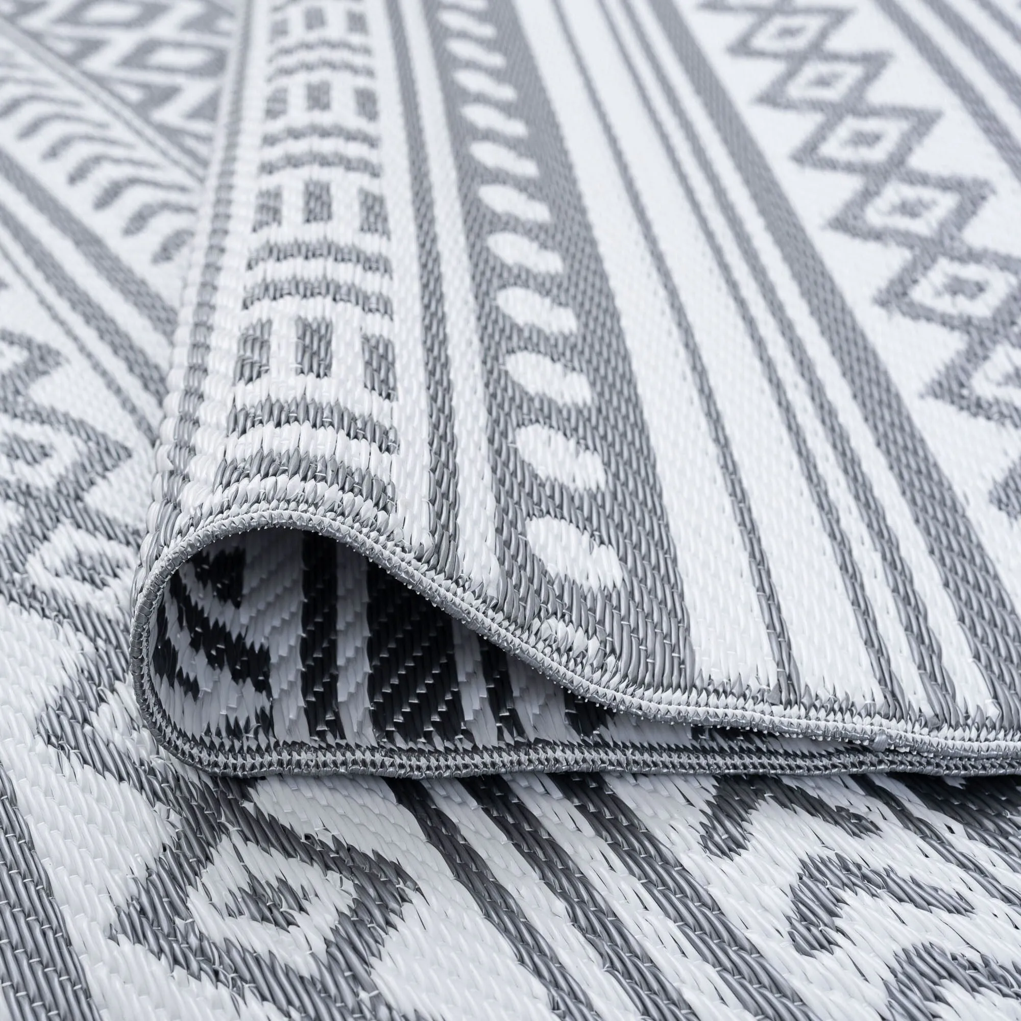 Sundown Beach Stripe Indoor/Outdoor Area Rug