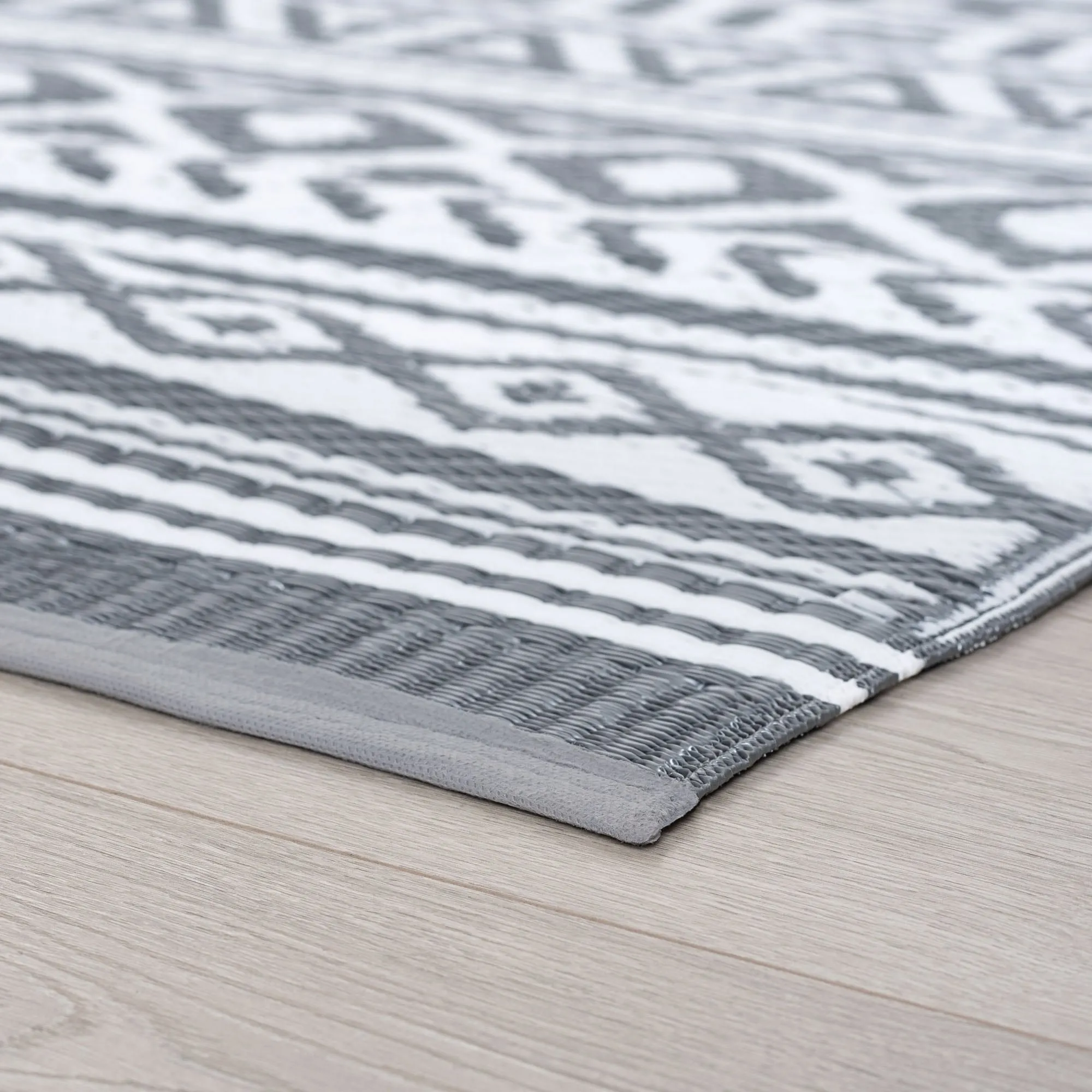 Sundown Beach Stripe Indoor/Outdoor Area Rug