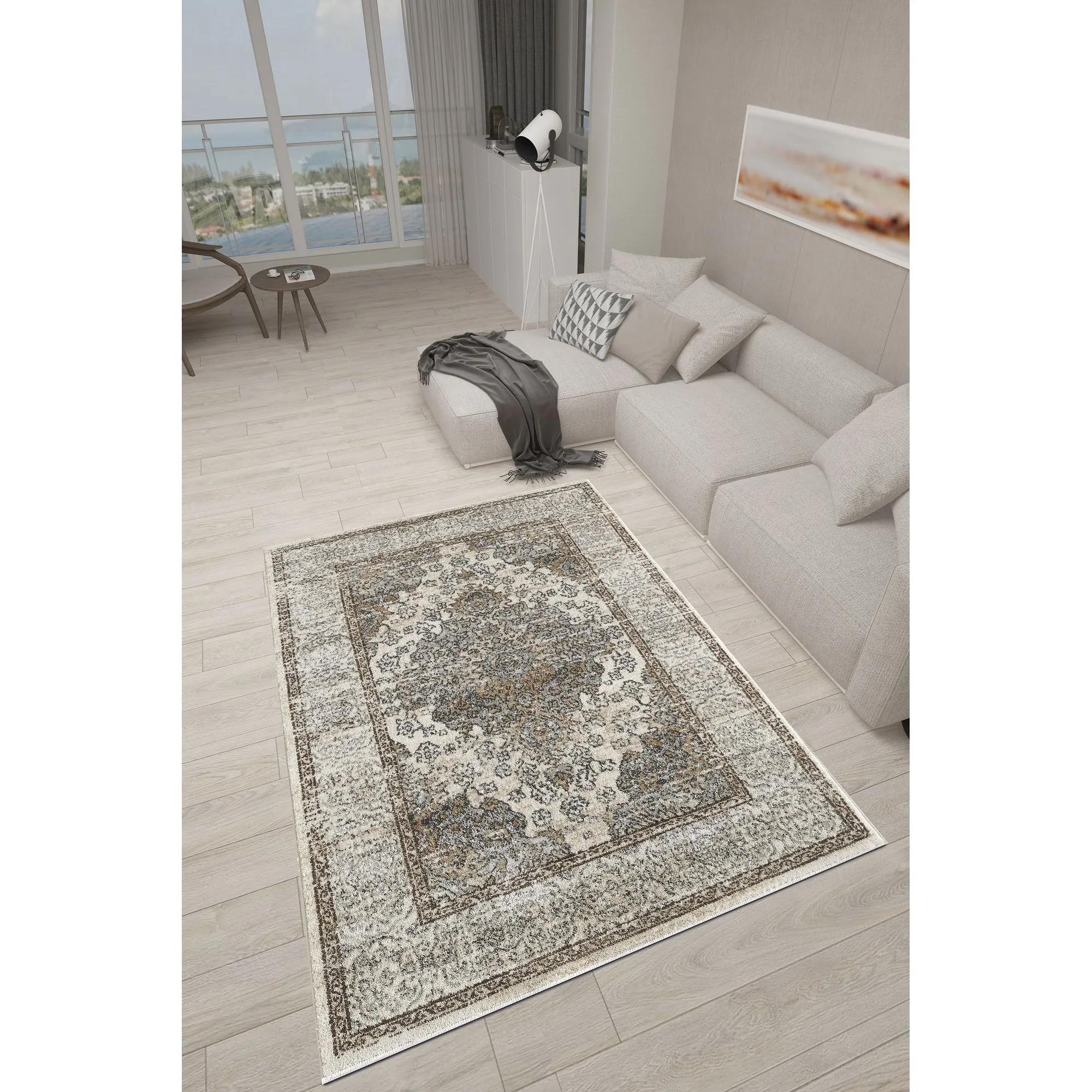 Traditional Cream/Beige Oriental Area Rug