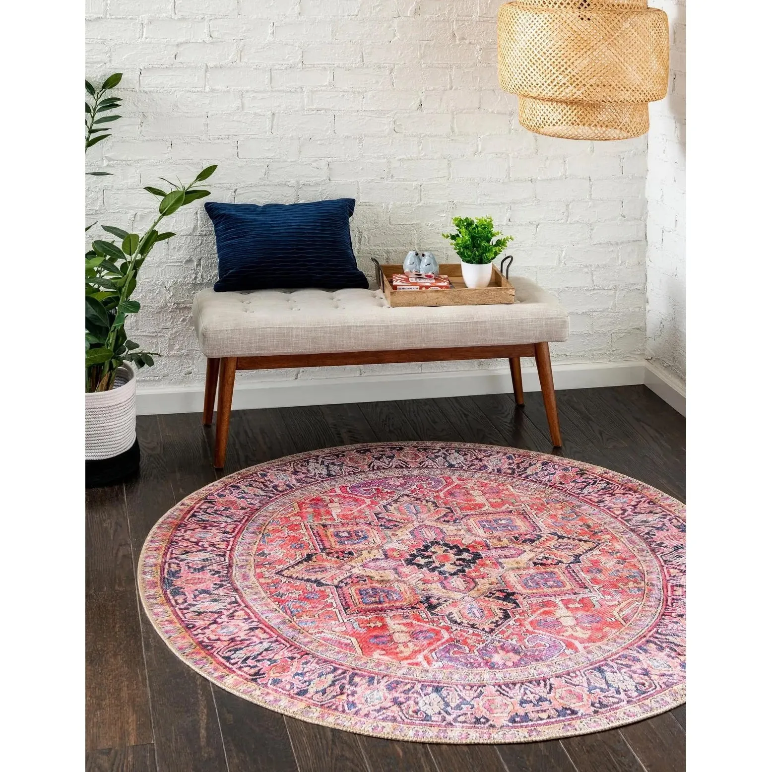 Traditional Rine Collection Area Rug