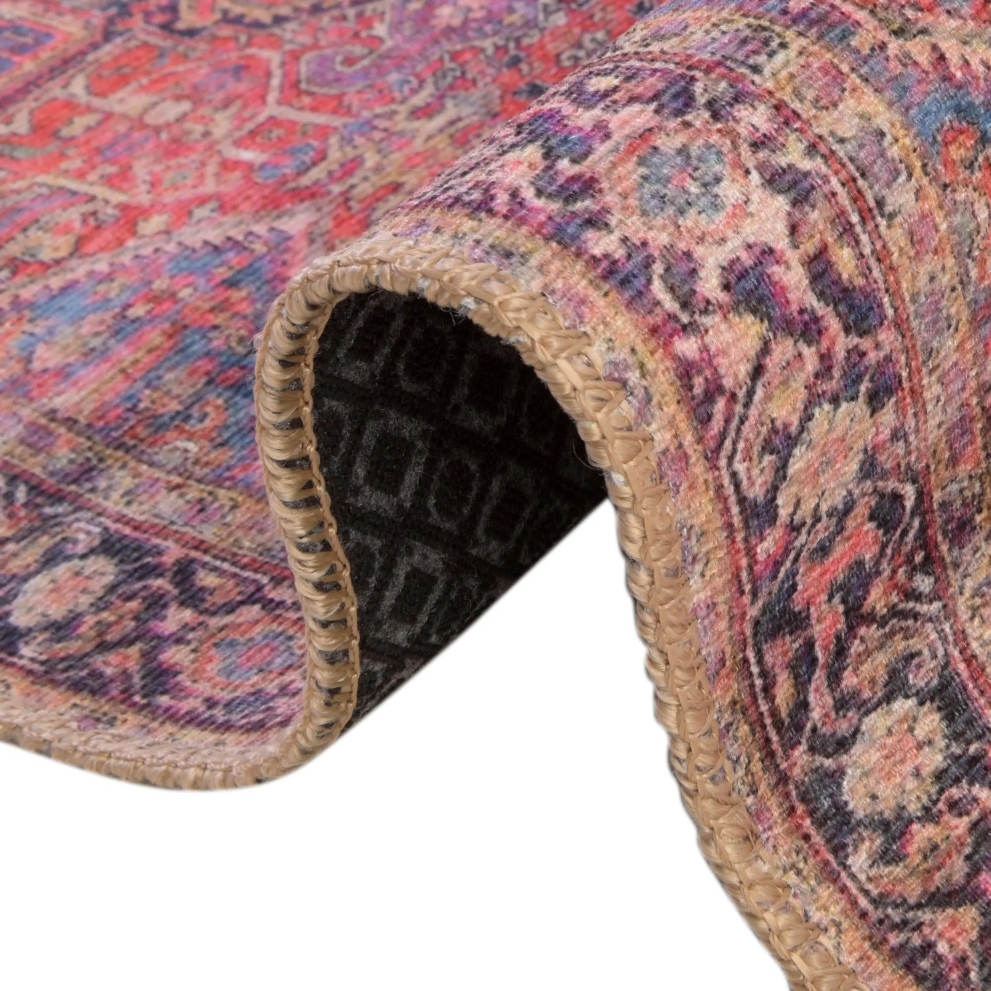 Traditional Rine Collection Area Rug