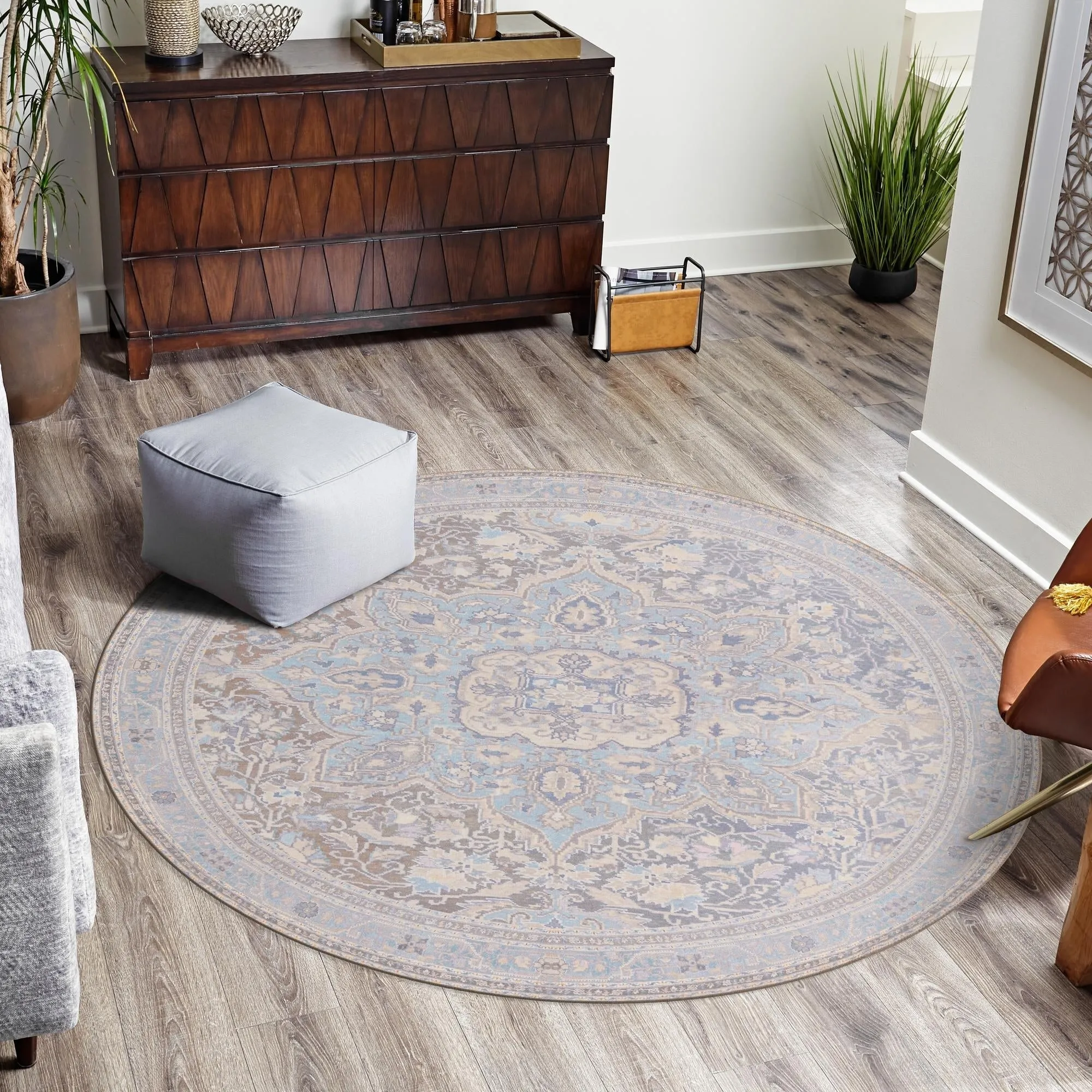 Traditional Rine Collection Area Rug