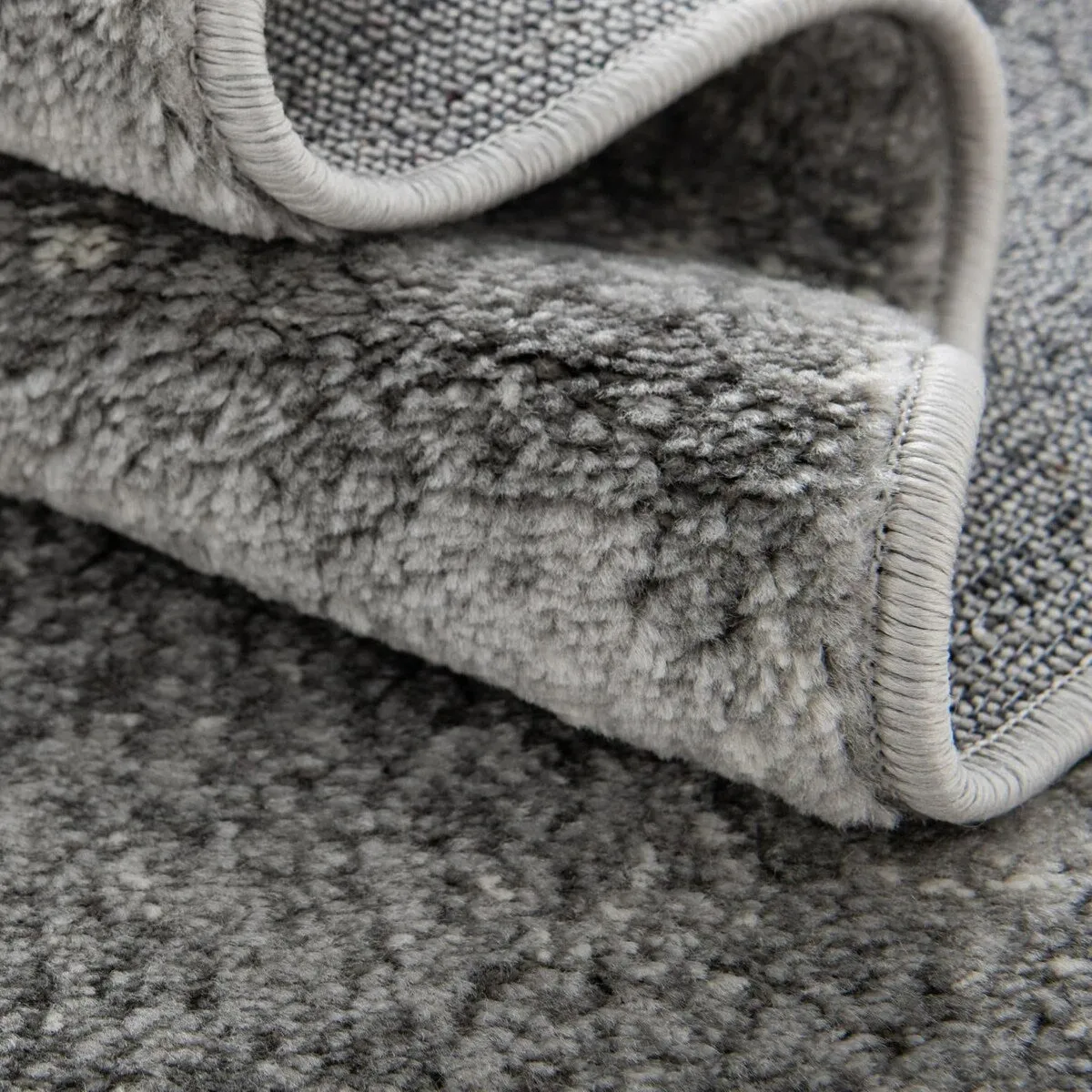 Transitional Wedo Collection Area Rug