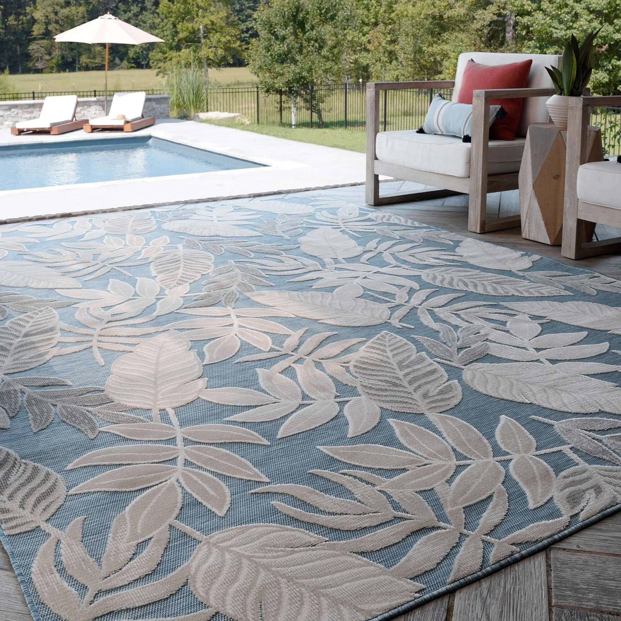 Tropicana Tropical Floral Indoor/Outdoor Area Rug