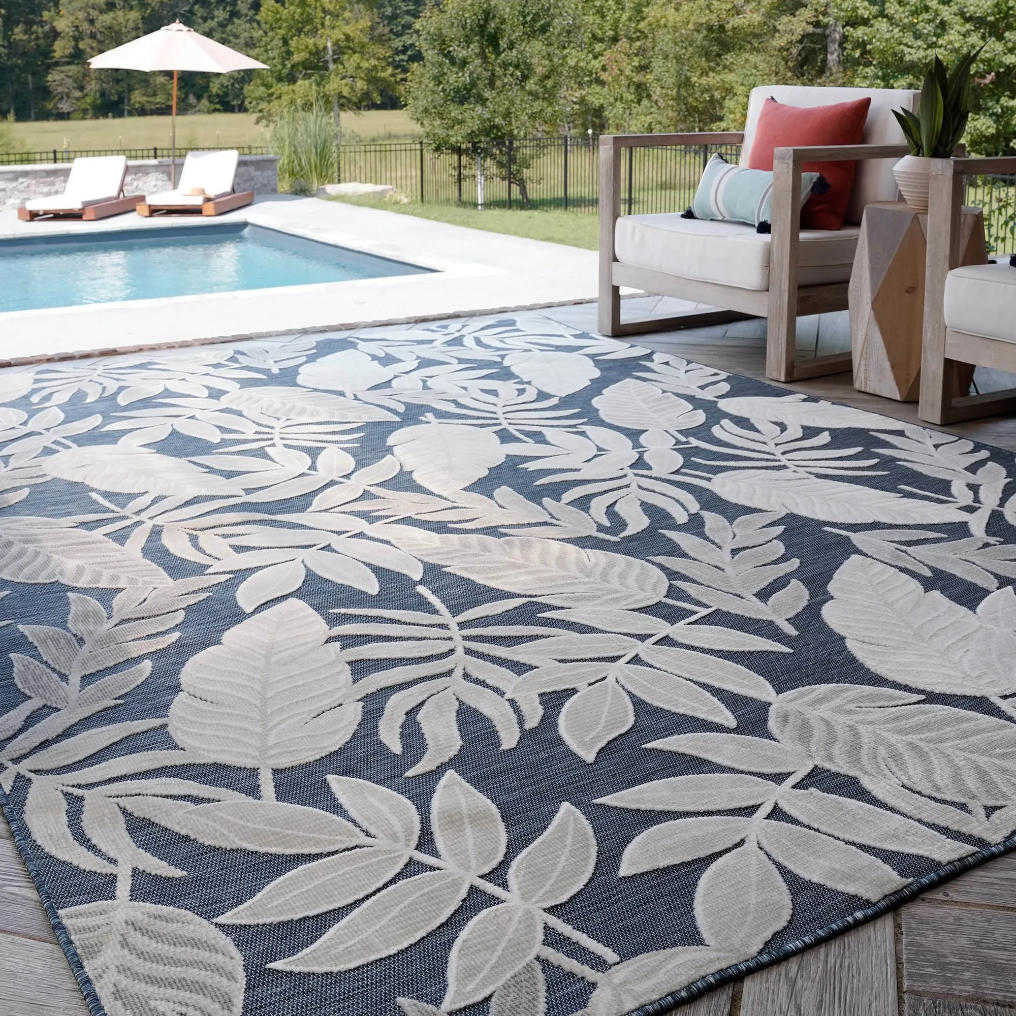 Tropicana Tropical Floral Indoor/Outdoor Area Rug