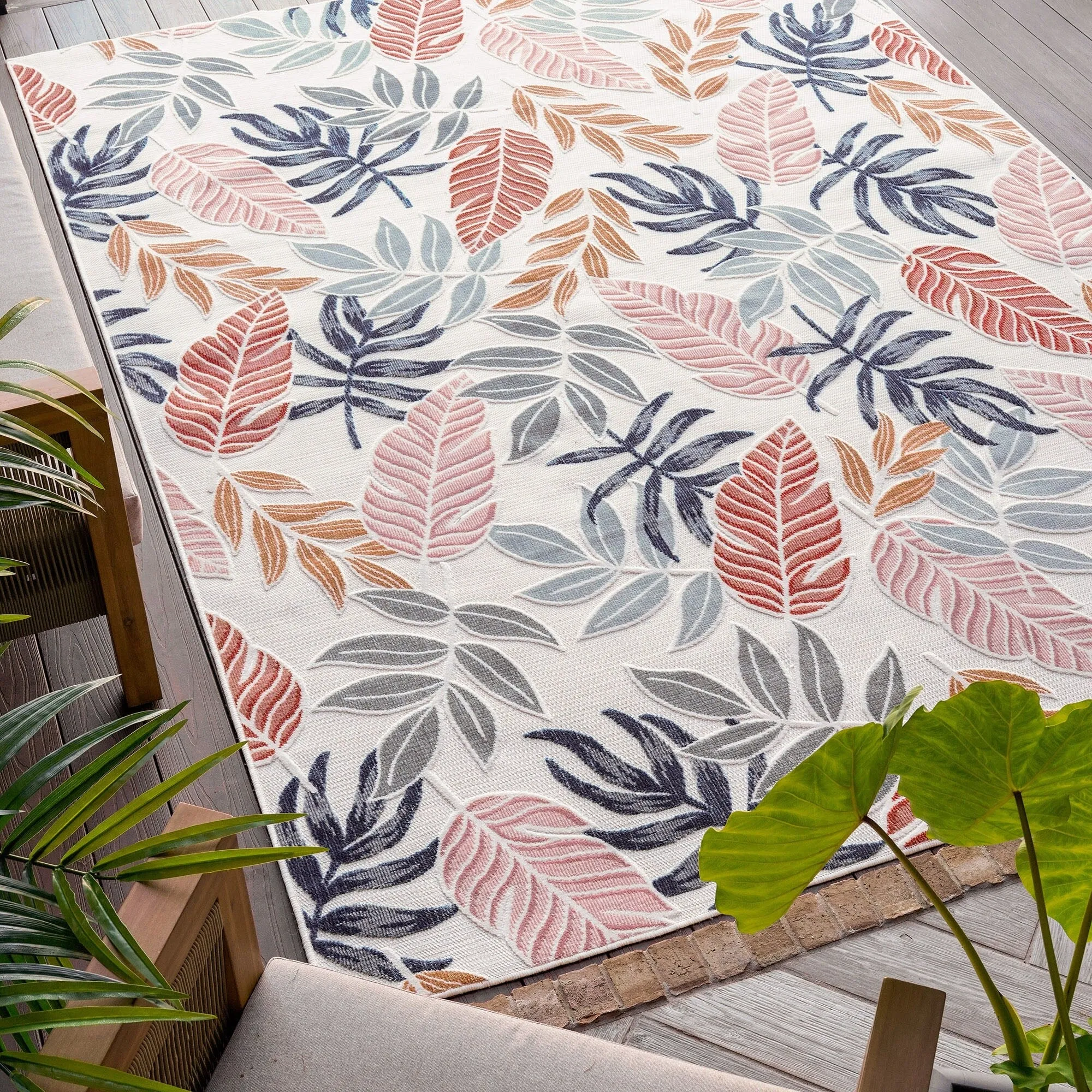 Tropicana Tropical Floral Indoor/Outdoor Area Rug