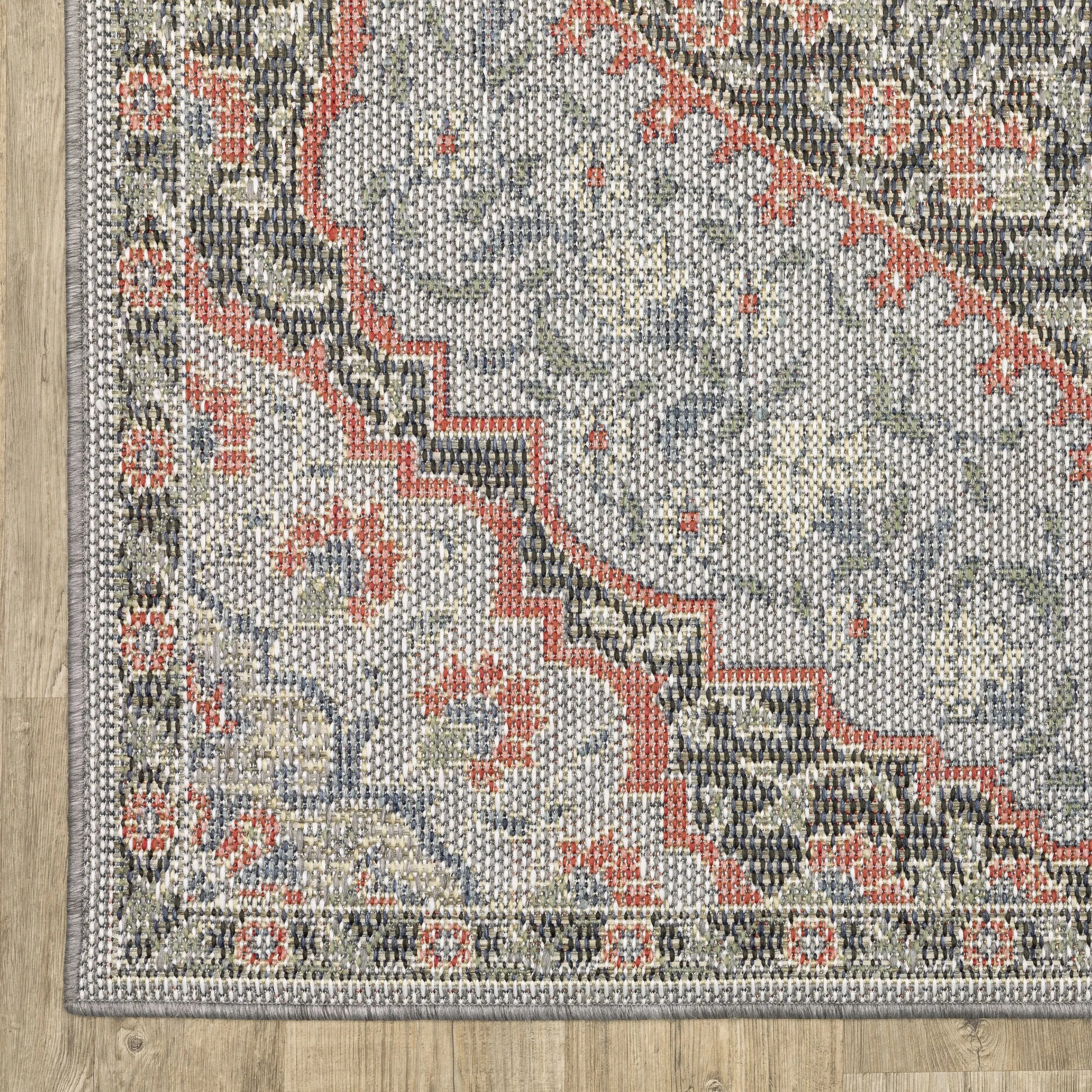 Vista Home Calla Traditional Oriental Indoor/Outdoor Area Rug