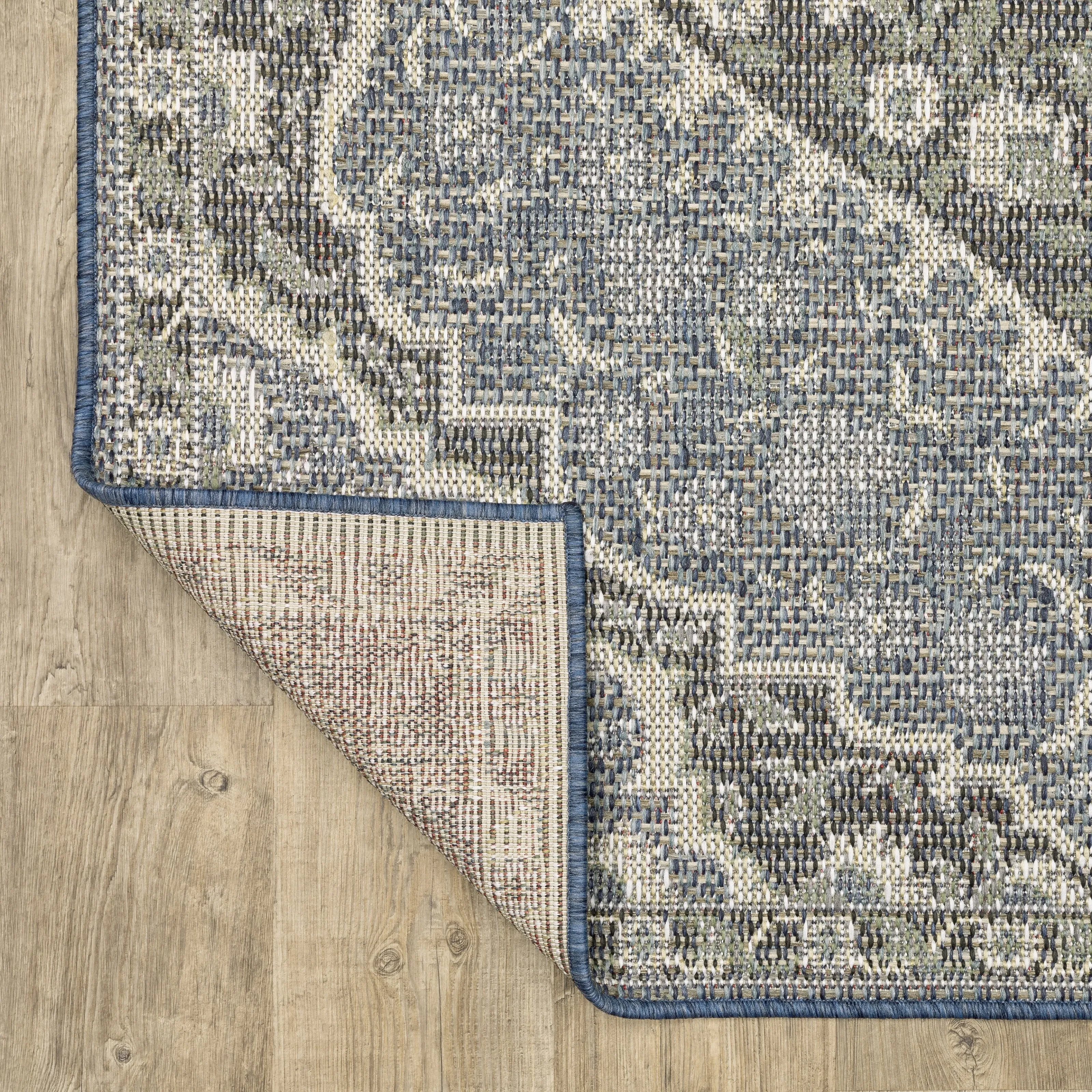 Vista Home Calla Traditional Oriental Indoor/Outdoor Area Rug