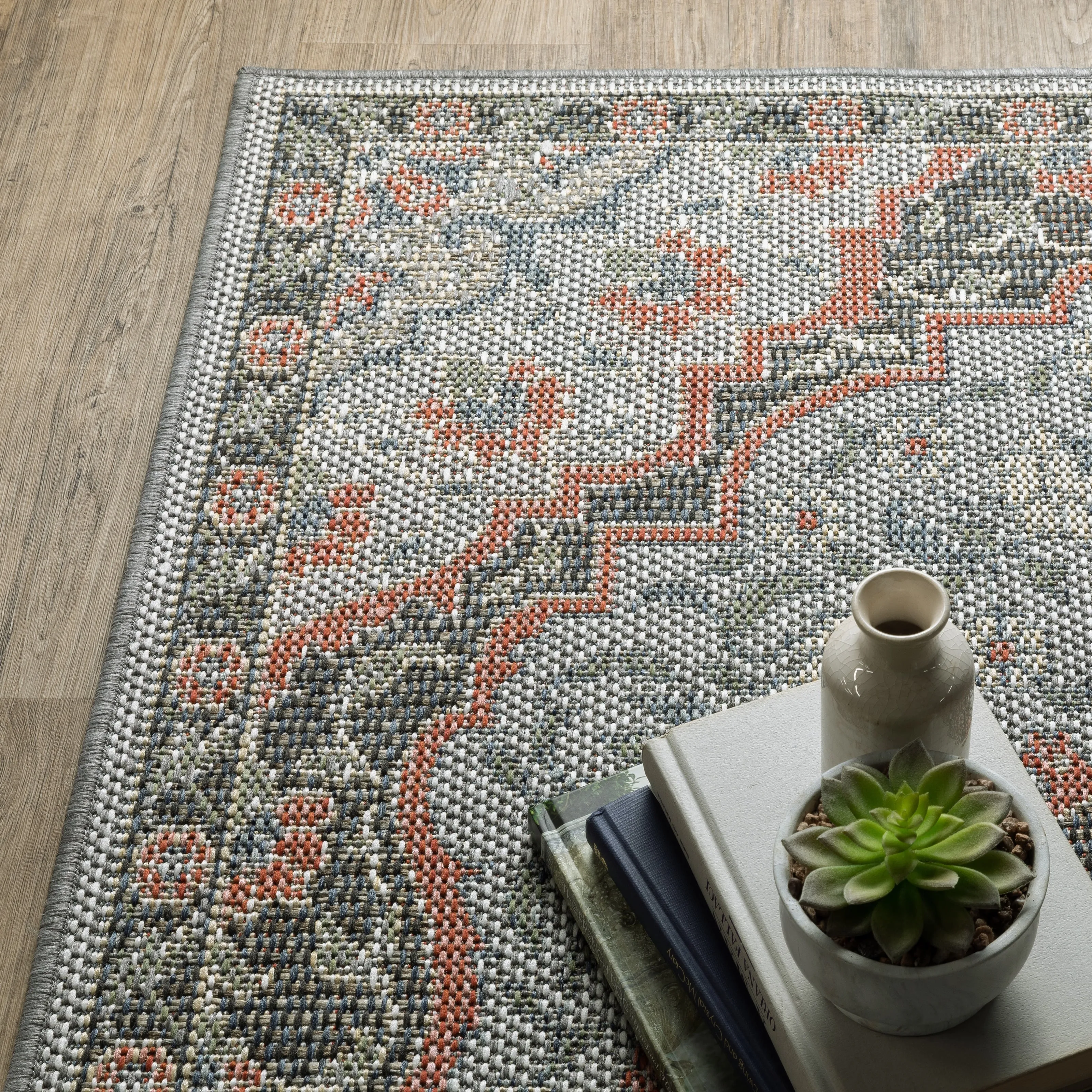 Vista Home Calla Traditional Oriental Indoor/Outdoor Area Rug