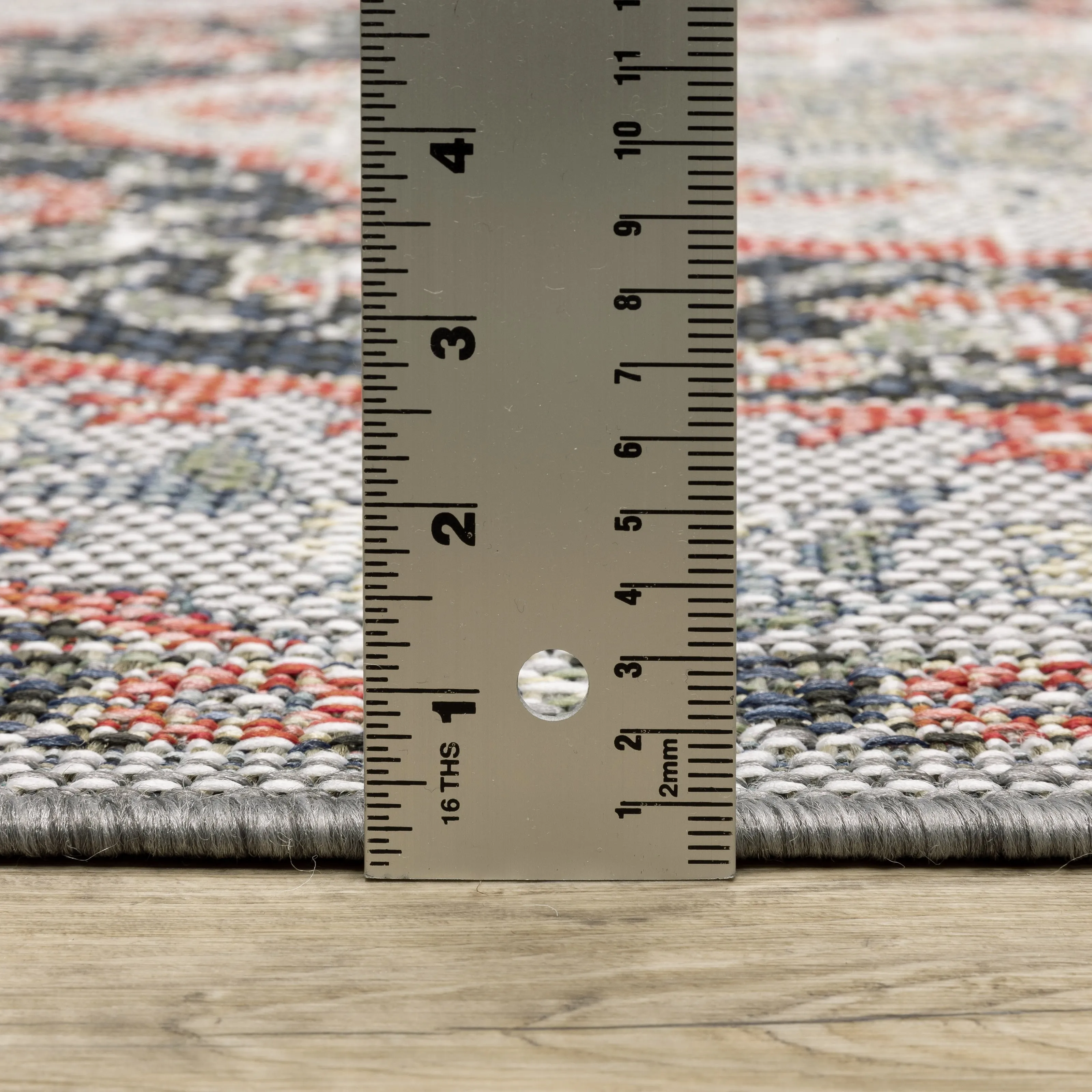 Vista Home Calla Traditional Oriental Indoor/Outdoor Area Rug