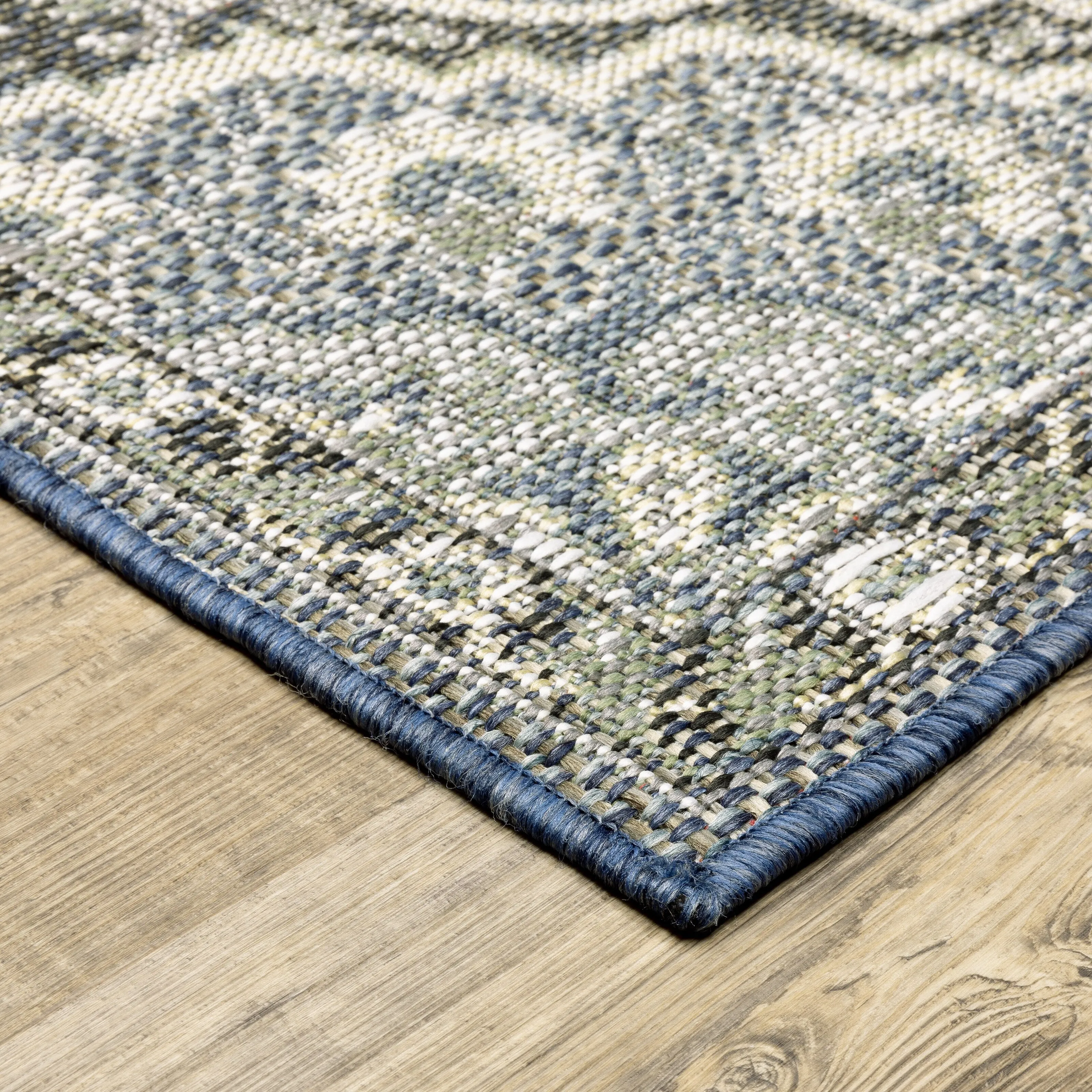 Vista Home Calla Traditional Oriental Indoor/Outdoor Area Rug