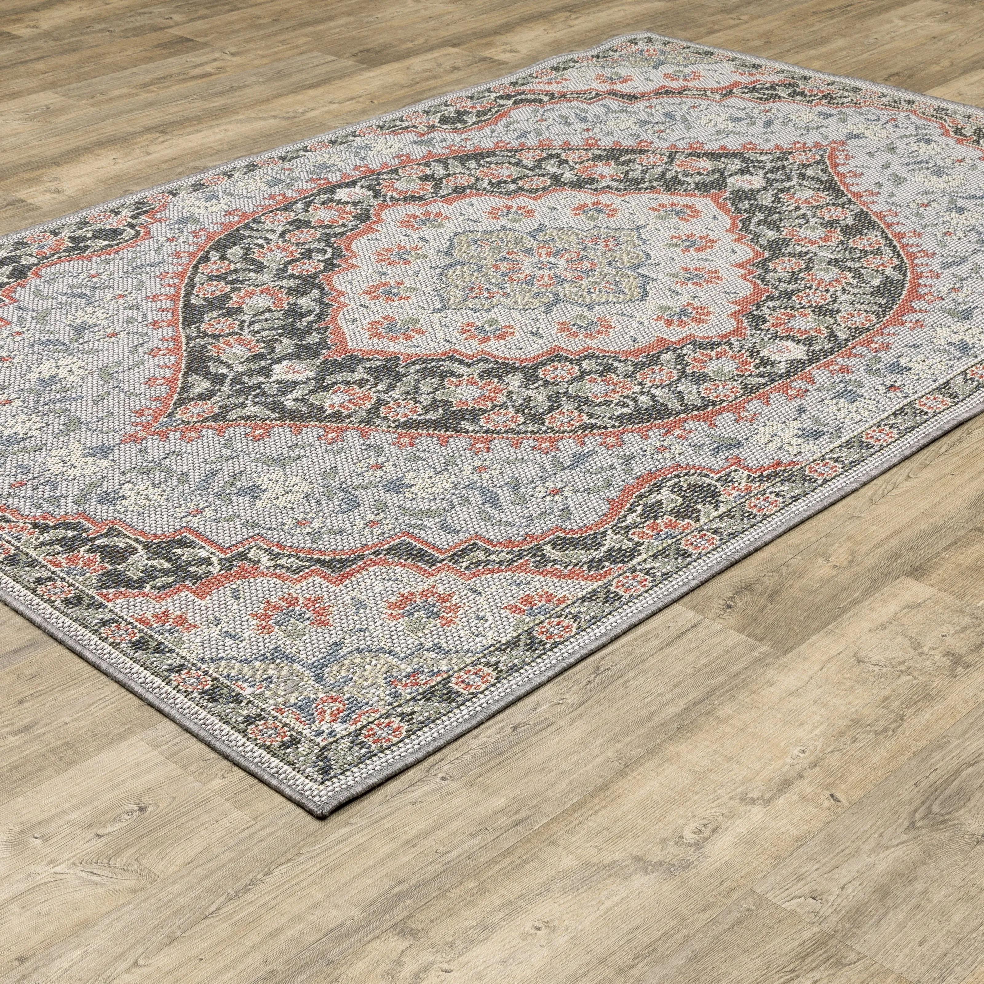 Vista Home Calla Traditional Oriental Indoor/Outdoor Area Rug