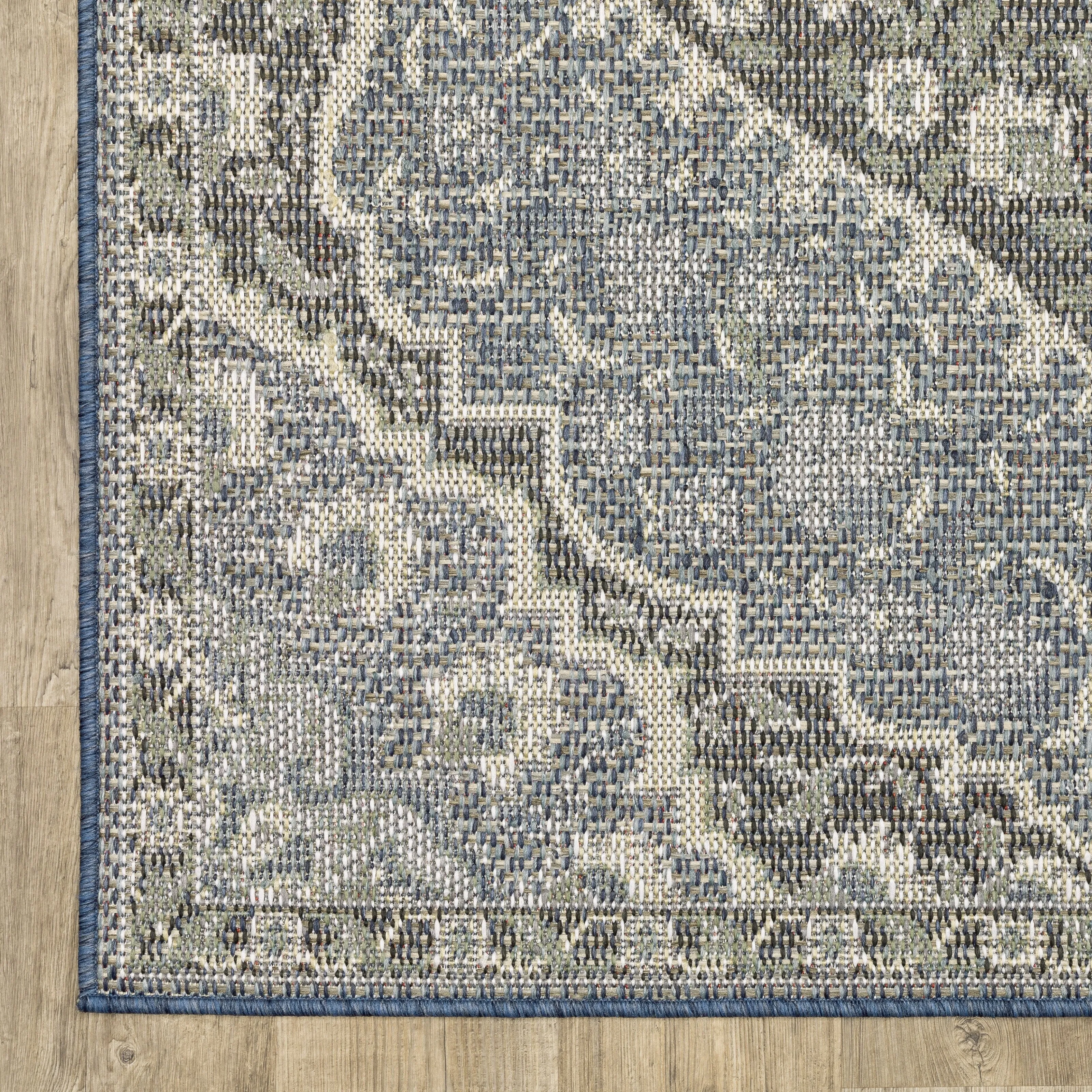 Vista Home Calla Traditional Oriental Indoor/Outdoor Area Rug