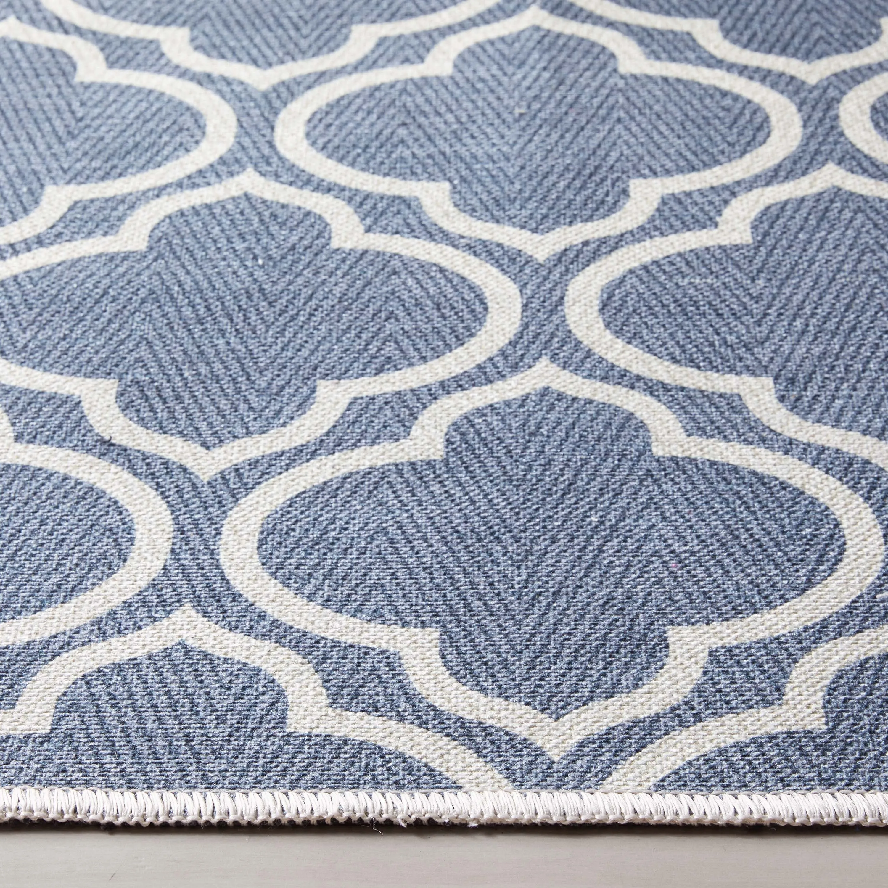 Well Woven Apollo Lattice Moroccan Machine Washable Area Rug