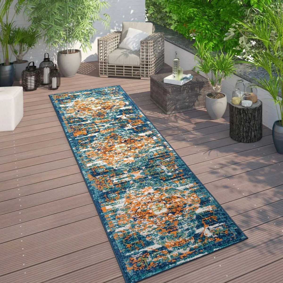 World Rug Gallery Distressed Traditional Indoor/Outdoor Area Rug