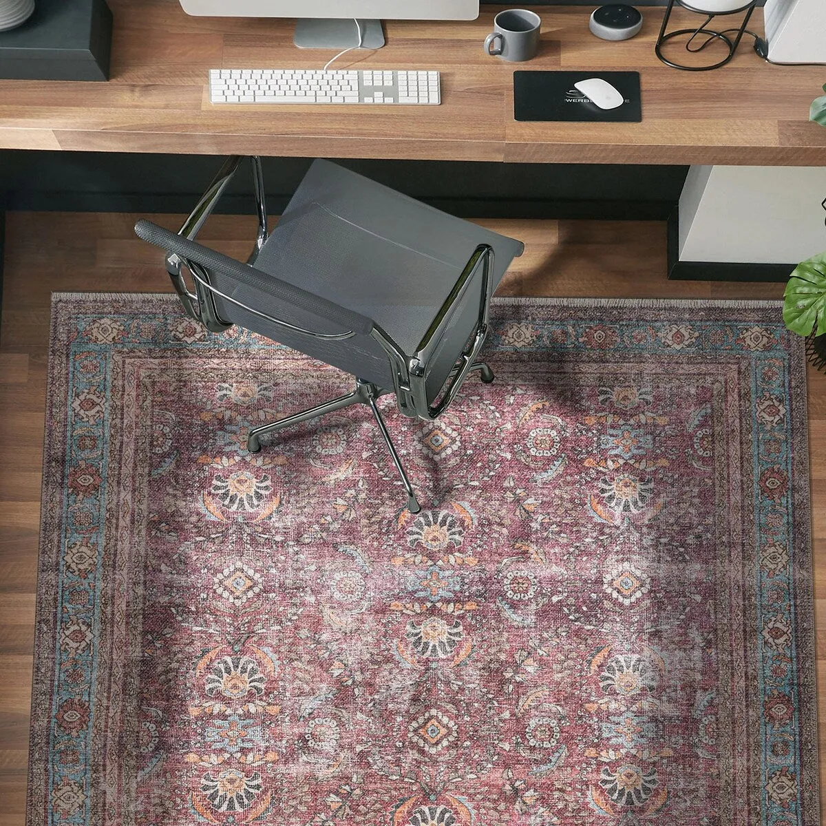 World Rug Gallery Distressed Vintage Bordered Machine Washable Area Rug