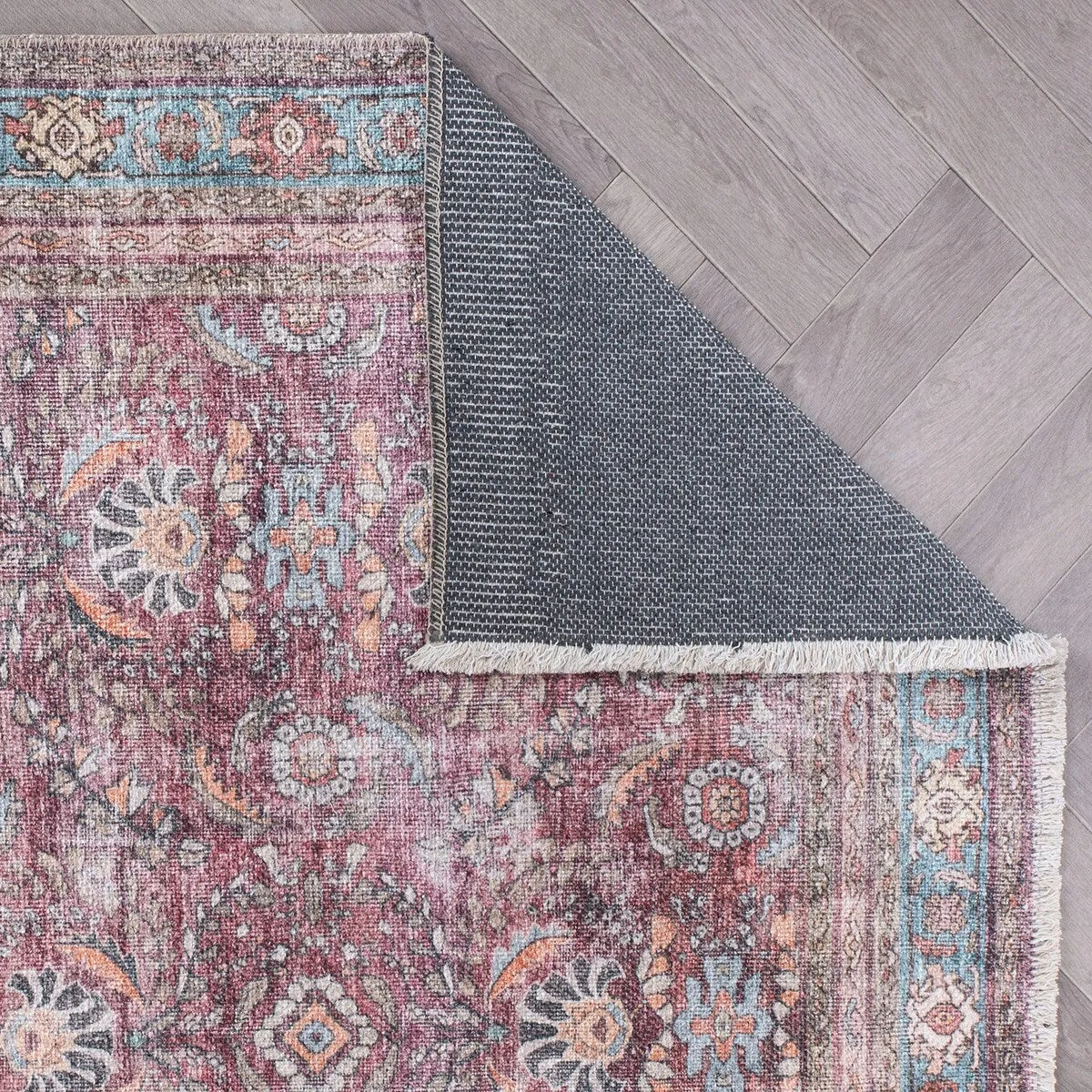 World Rug Gallery Distressed Vintage Bordered Machine Washable Area Rug