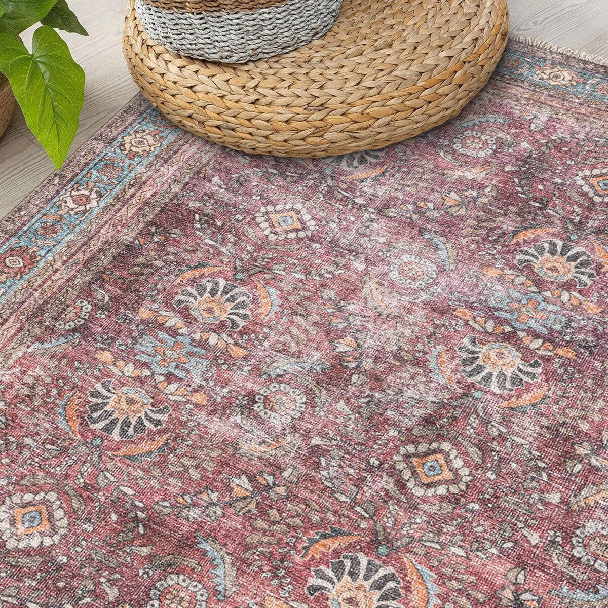 World Rug Gallery Distressed Vintage Bordered Machine Washable Area Rug