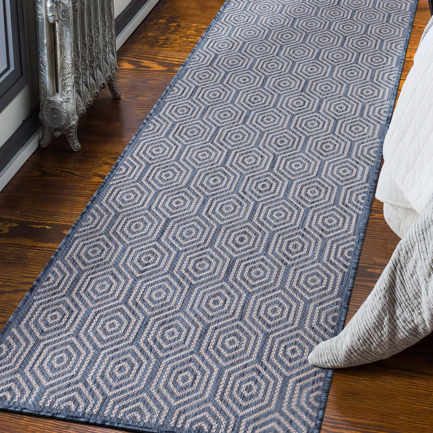World Rug Gallery Modern Geometric Textured Flat Weave Indoor/Outdoor Area Rug