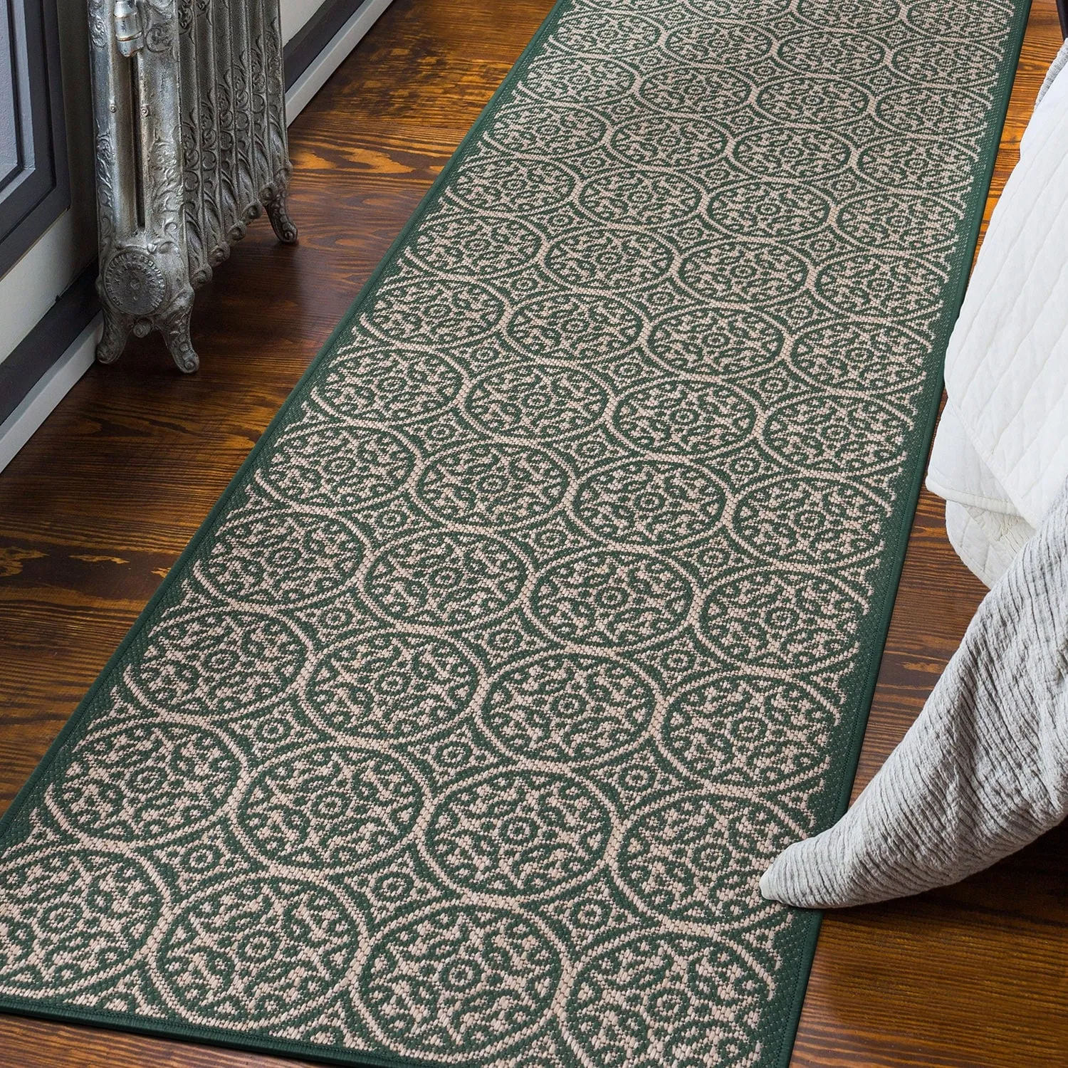 World Rug Gallery Transitional Floral Circles Textured Flat Weave Indoor/Outdoor Area Rug