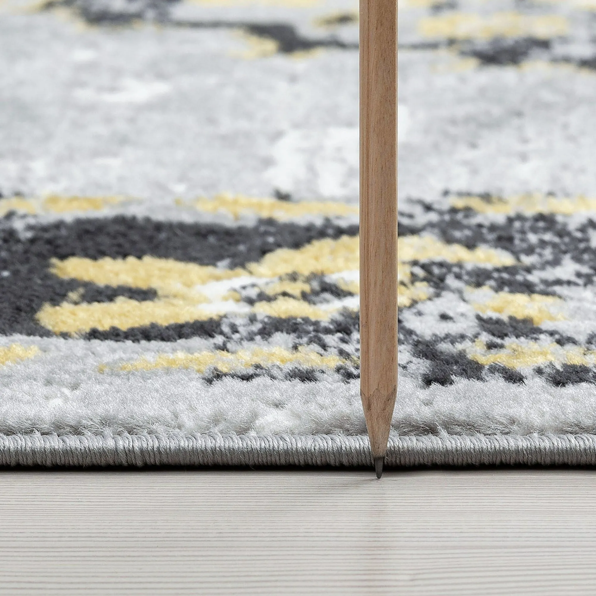Wyman Bohemian & Eclectic Medallion Indoor Area Rug