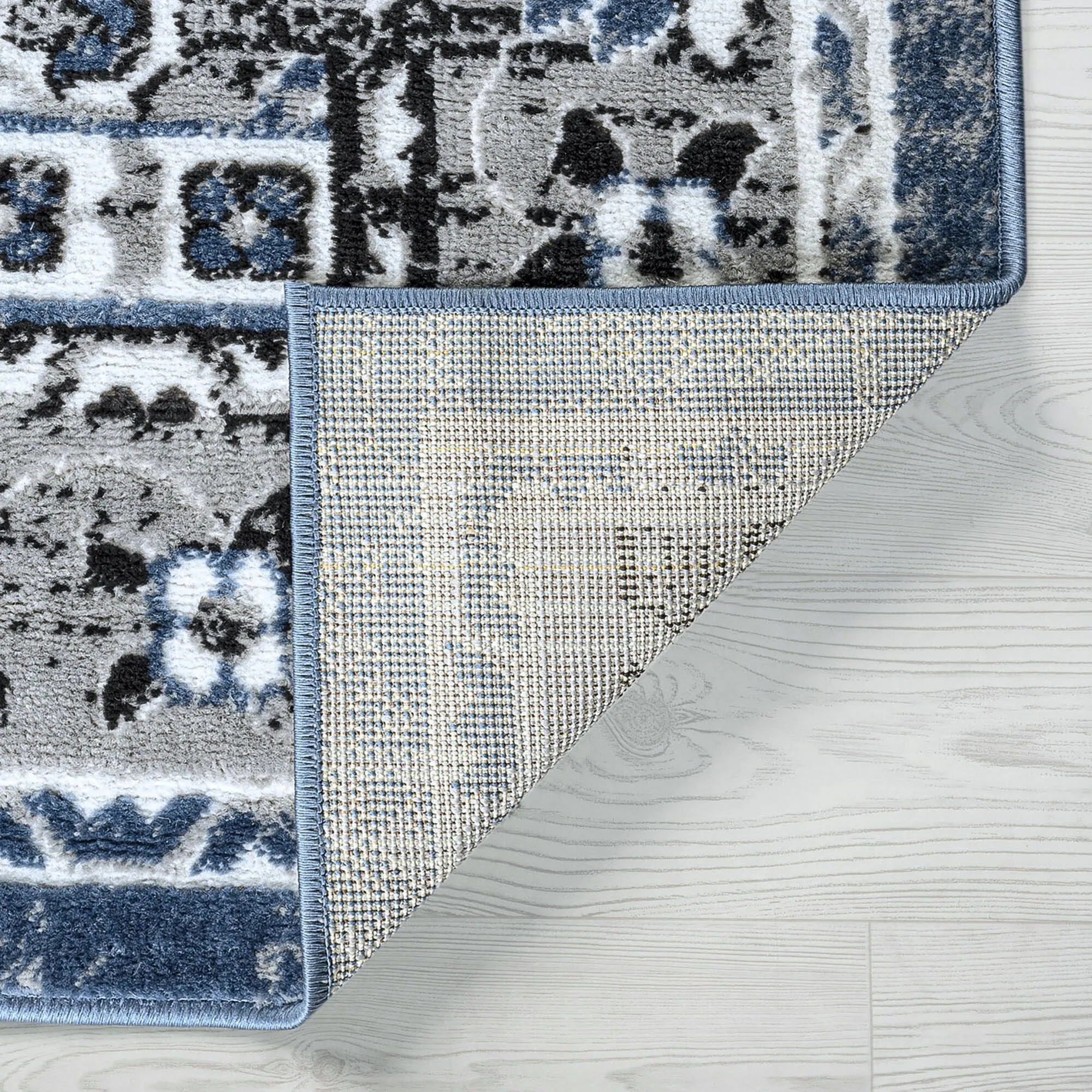 Wyman Bohemian & Eclectic Medallion Indoor Area Rug