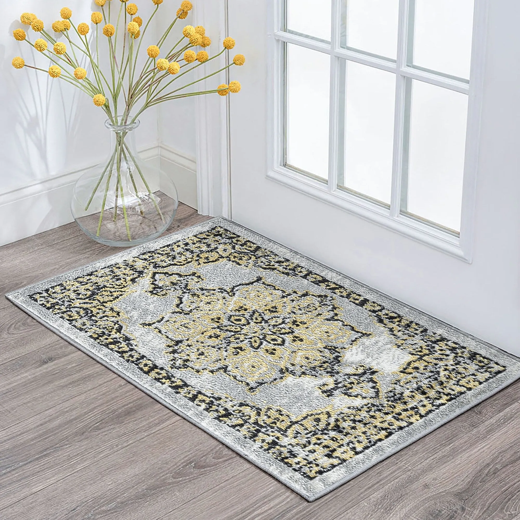 Wyman Bohemian & Eclectic Medallion Indoor Area Rug